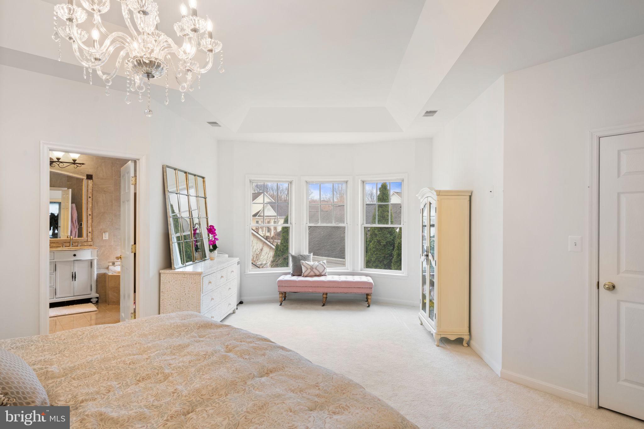 KING FARM WATKINS POND - Residential