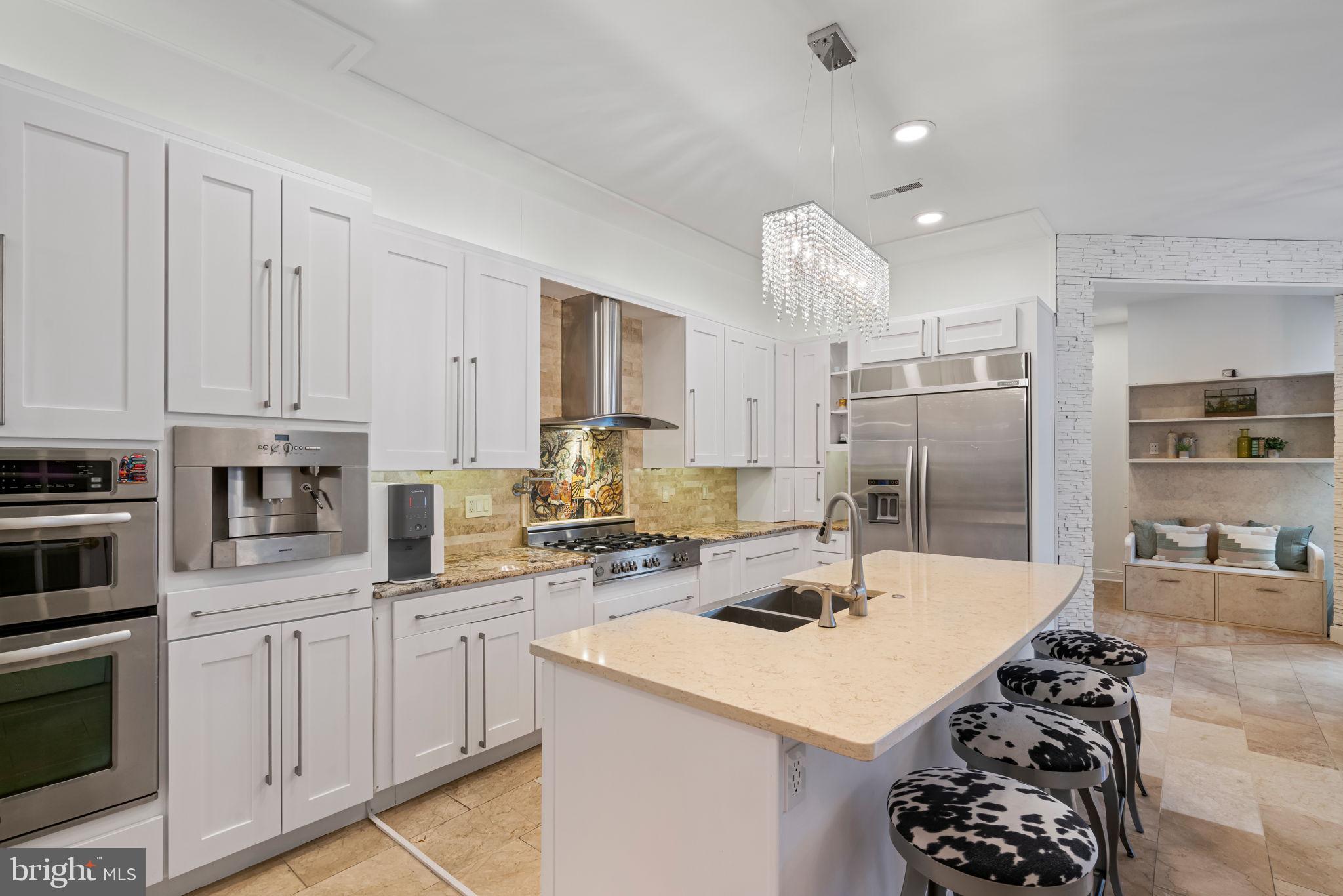 KING FARM WATKINS POND - Residential