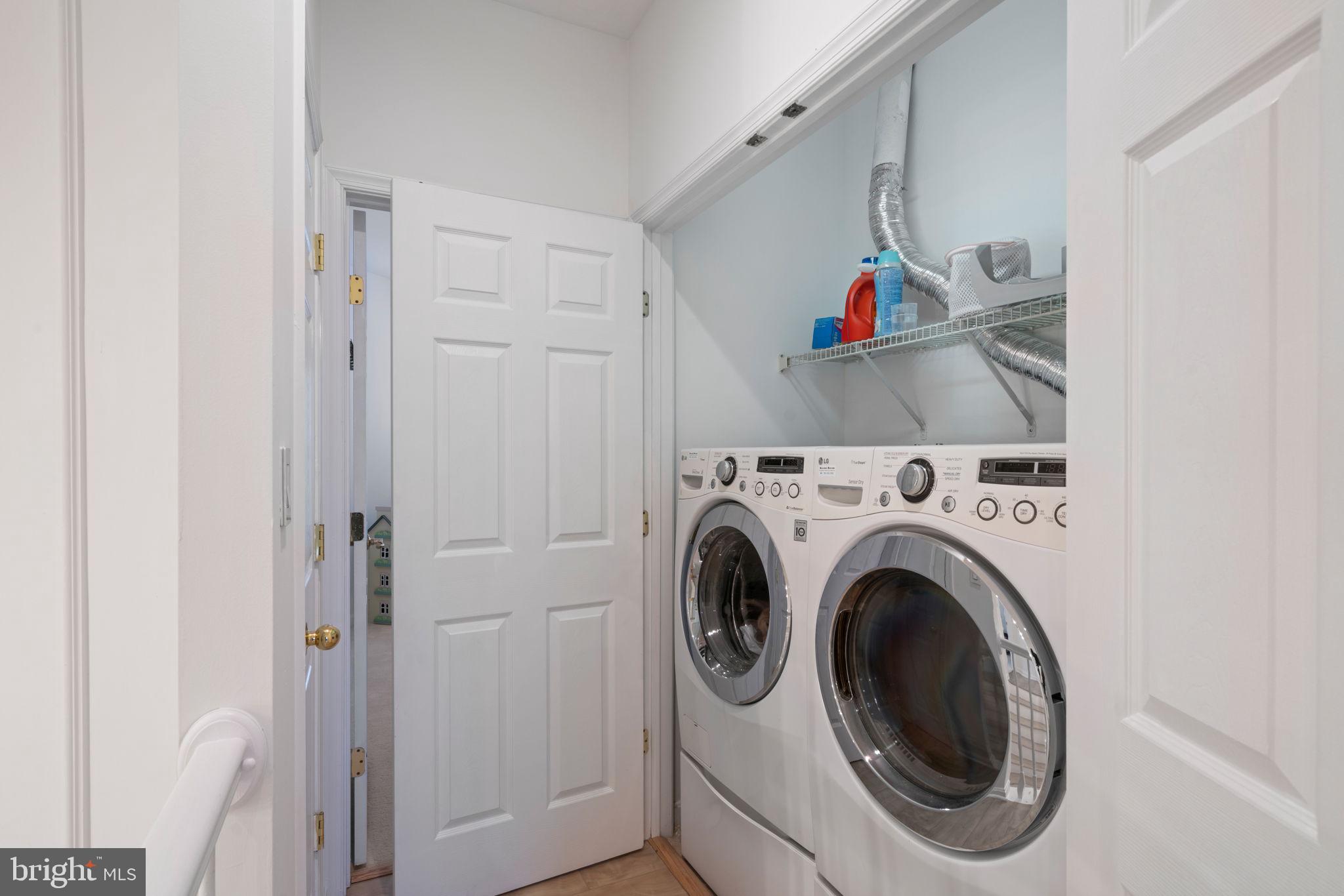 KING FARM WATKINS POND - Residential