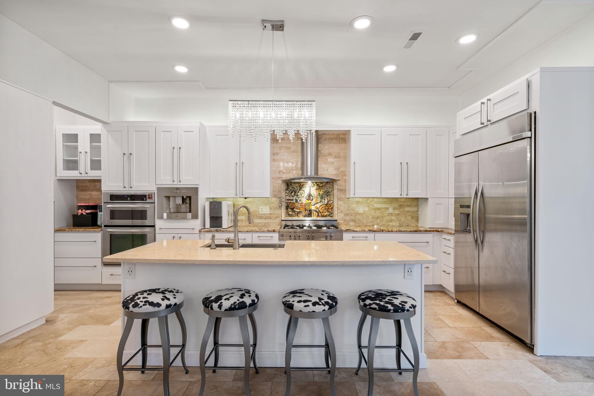 KING FARM WATKINS POND - Residential