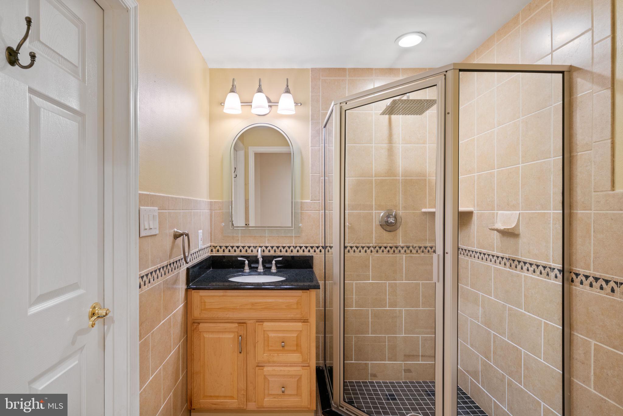 KING FARM WATKINS POND - Residential