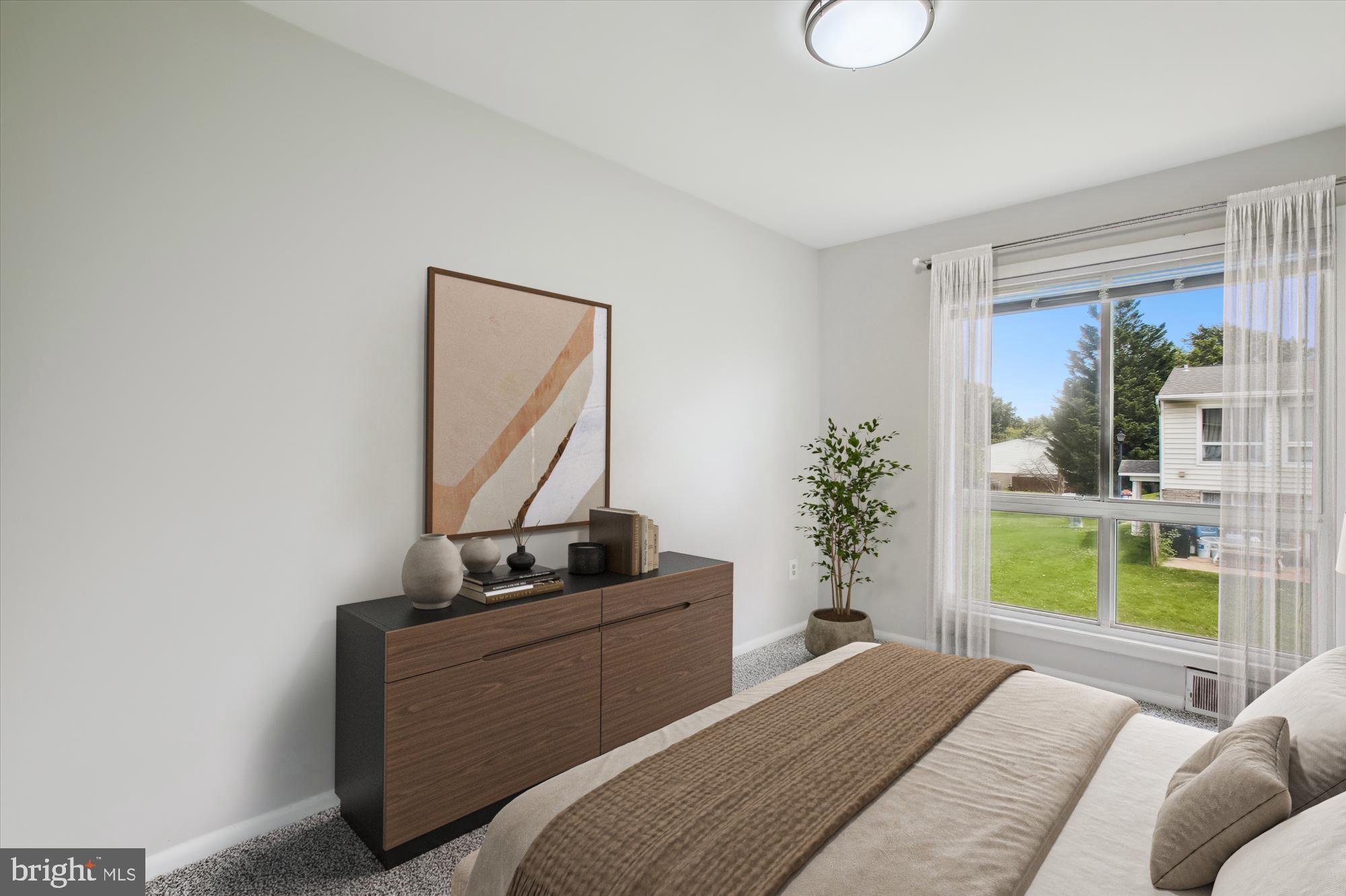 REFLECTION LAKE - Residential