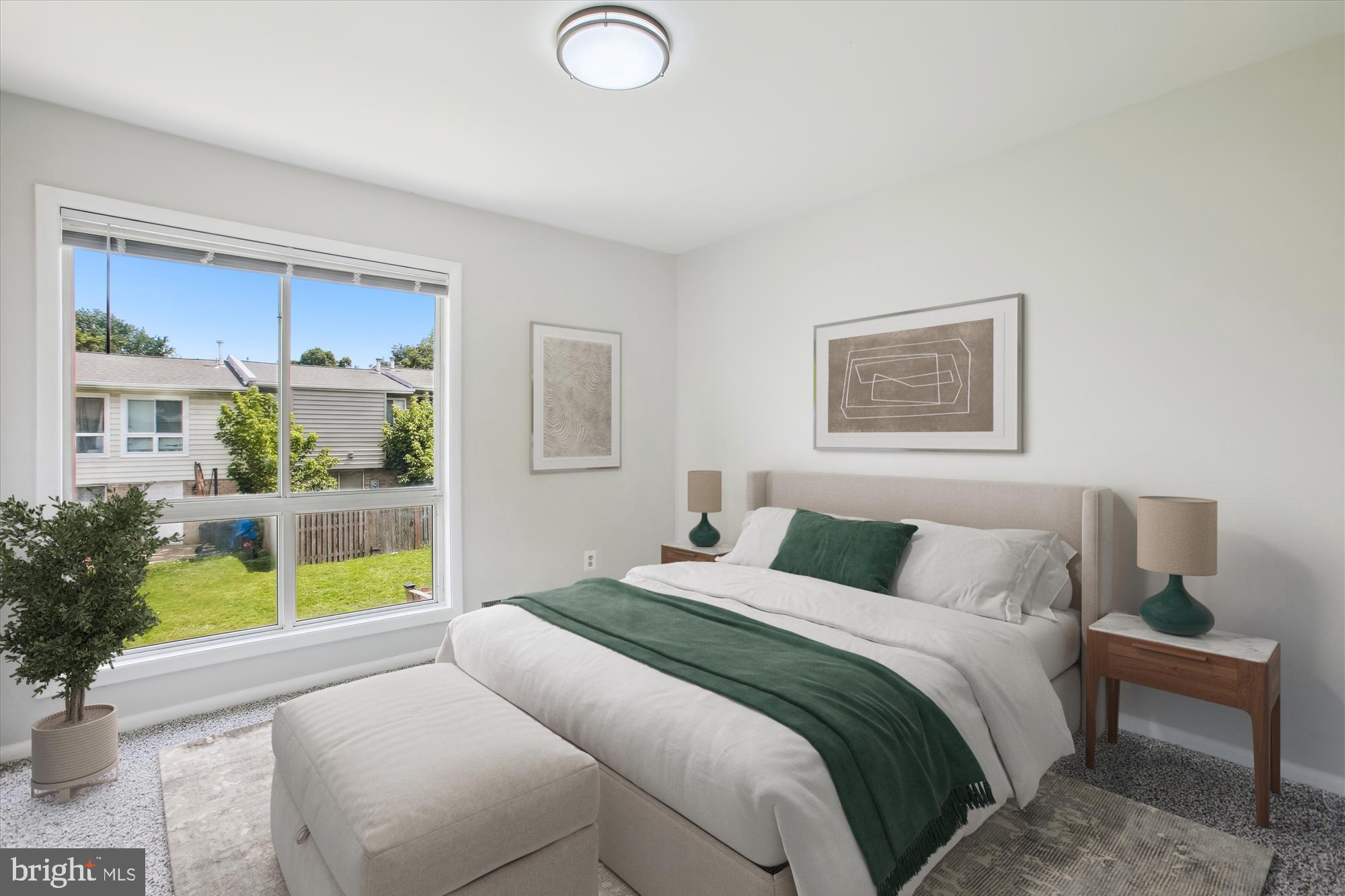 REFLECTION LAKE - Residential