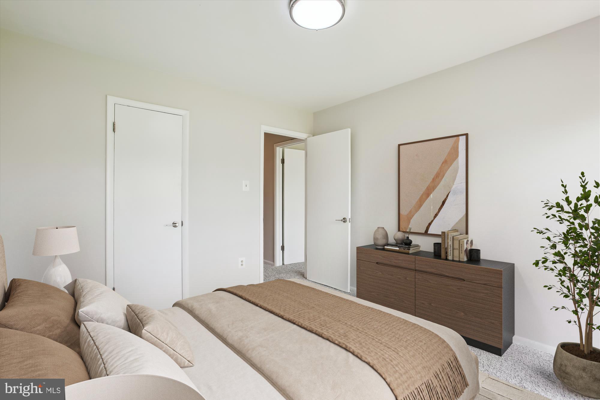 REFLECTION LAKE - Residential