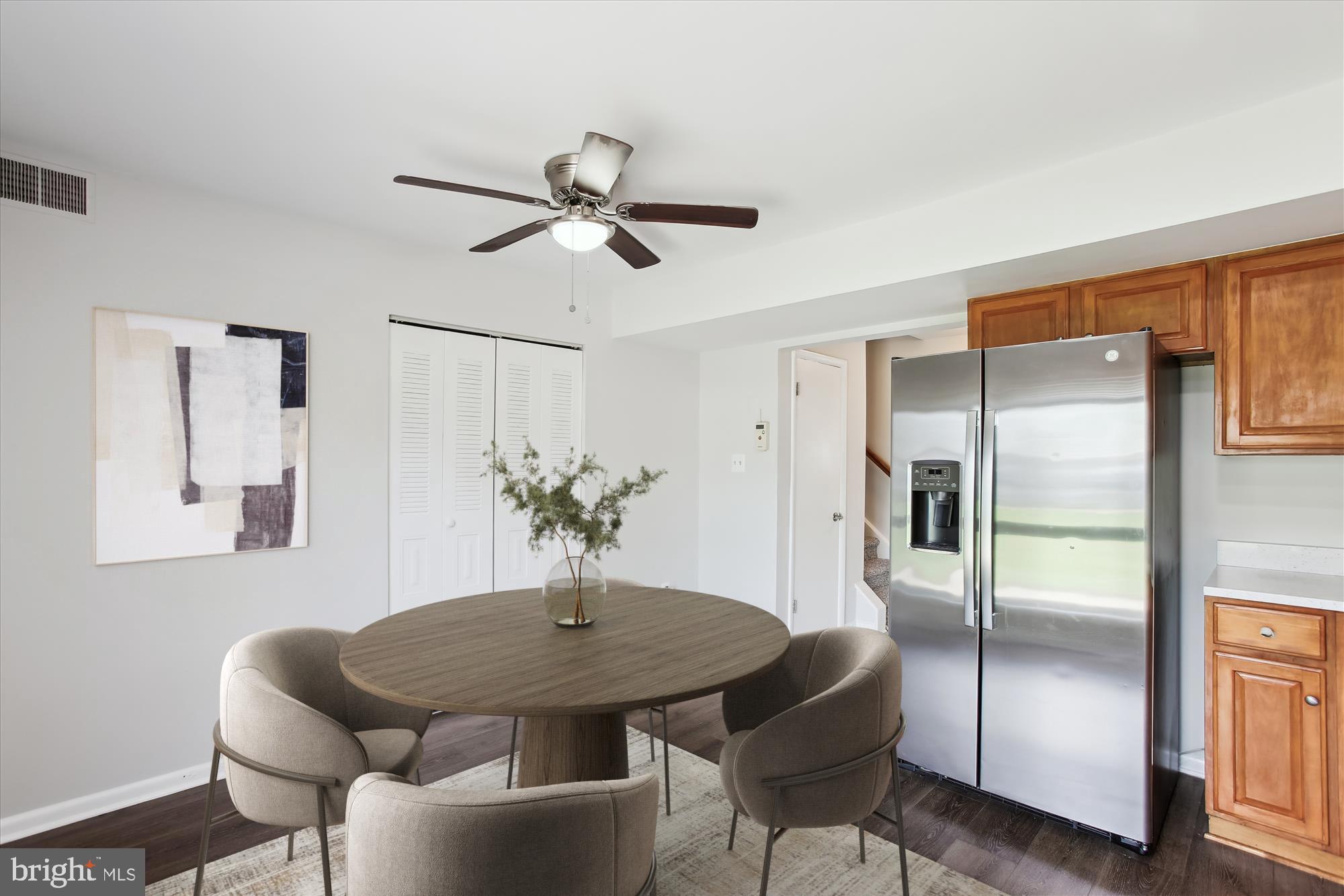 REFLECTION LAKE - Residential