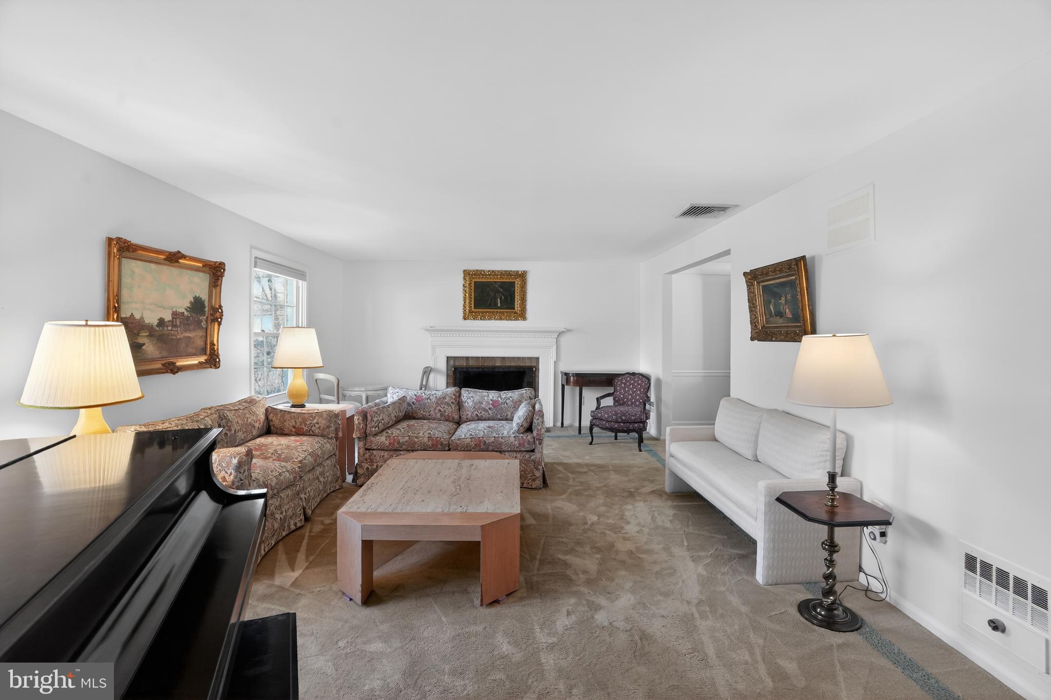 SCOTS GLEN - Residential