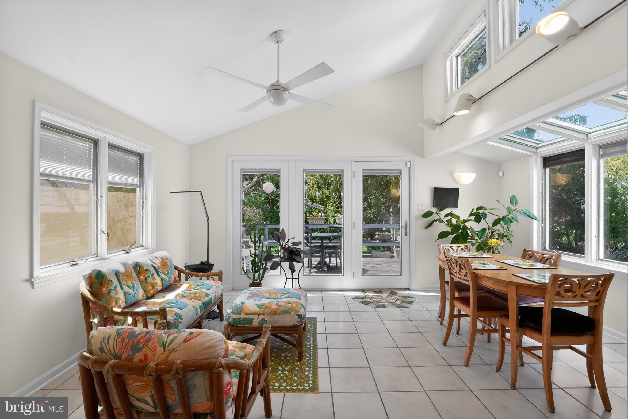 SCOTS GLEN - Residential