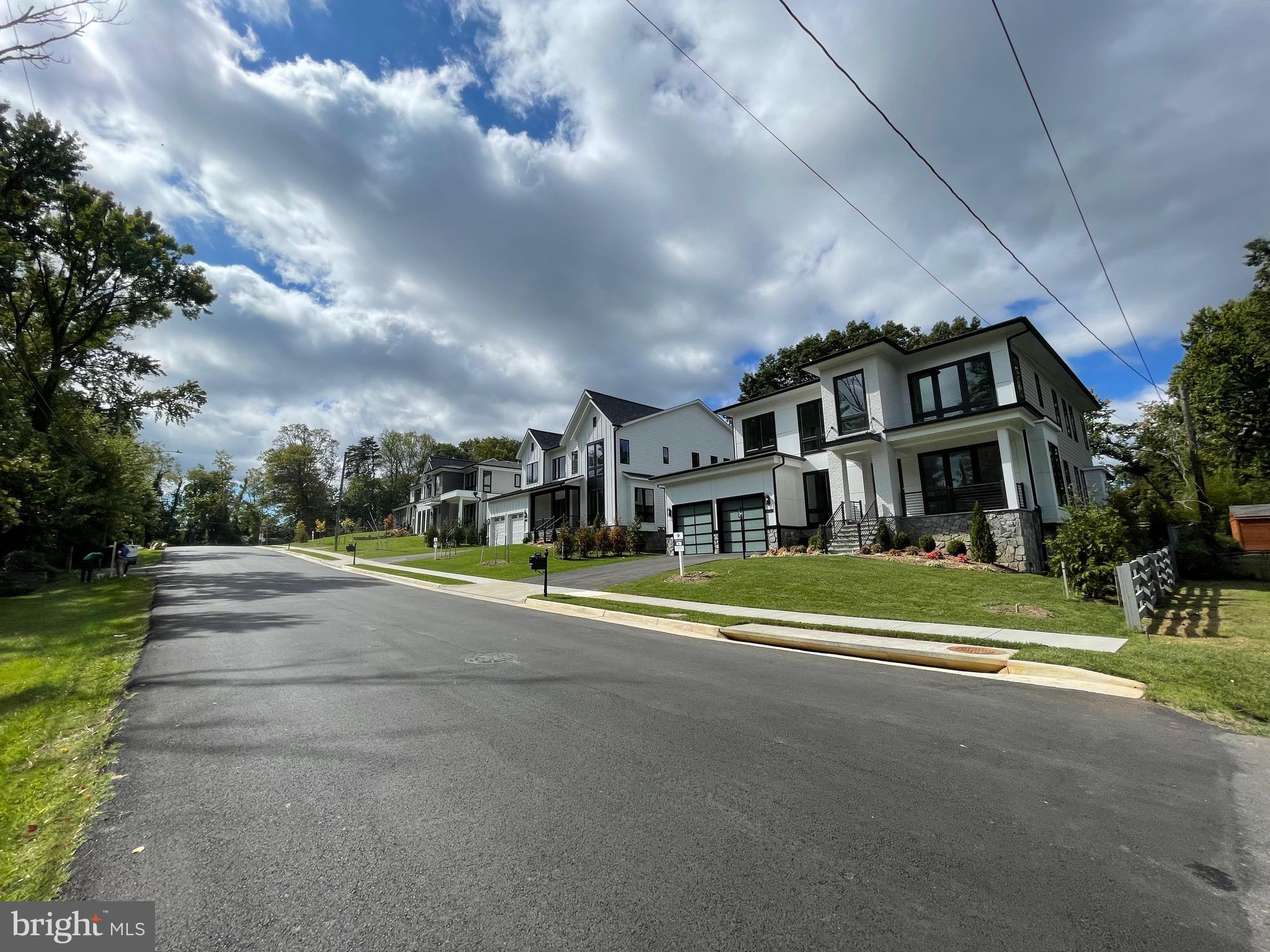 OLIVER PARK - Residential