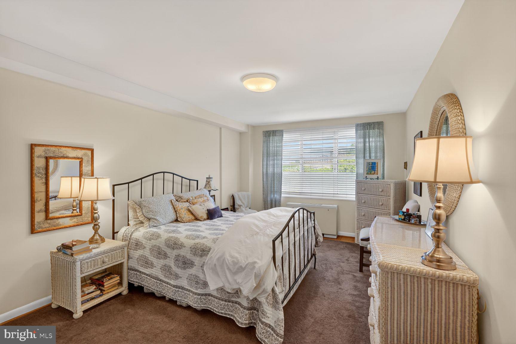 NORTH BETHESDA - Residential