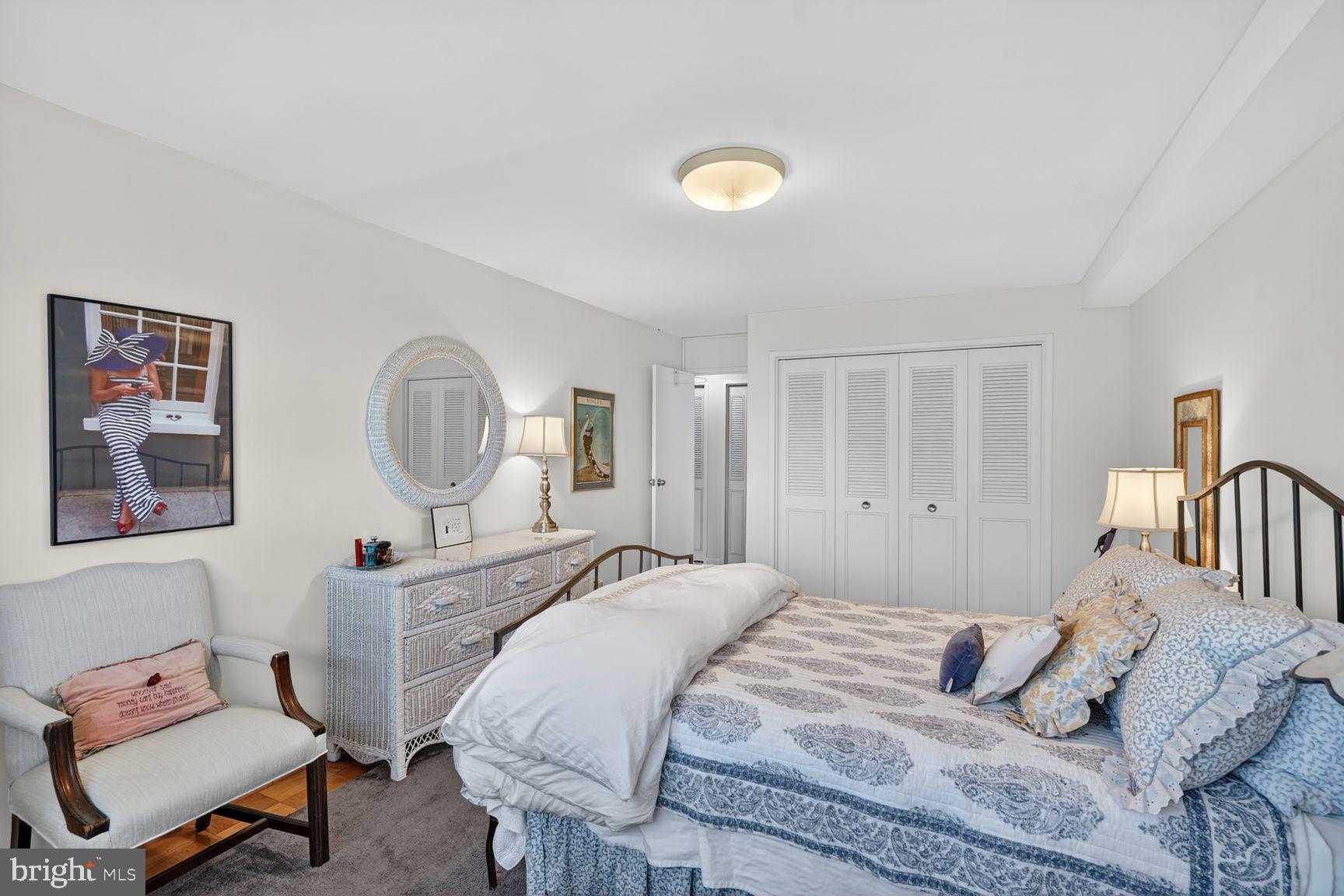 NORTH BETHESDA - Residential