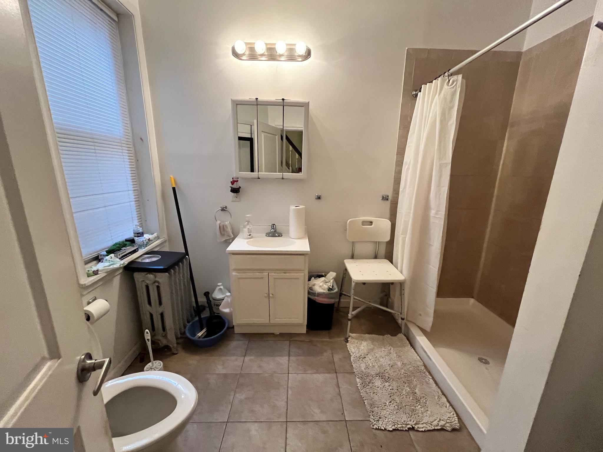 WALNUT HILL - Residential