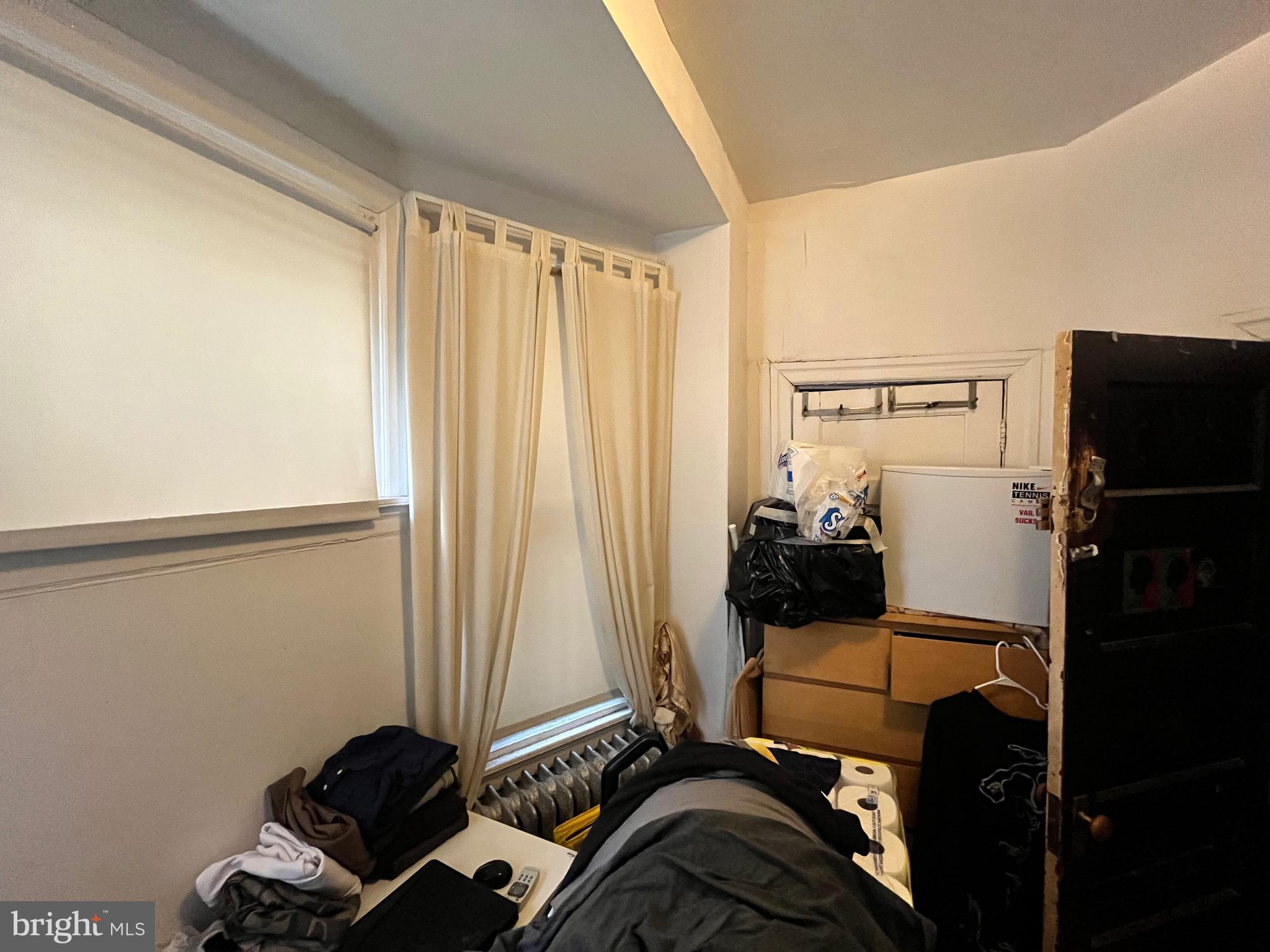 WALNUT HILL - Residential