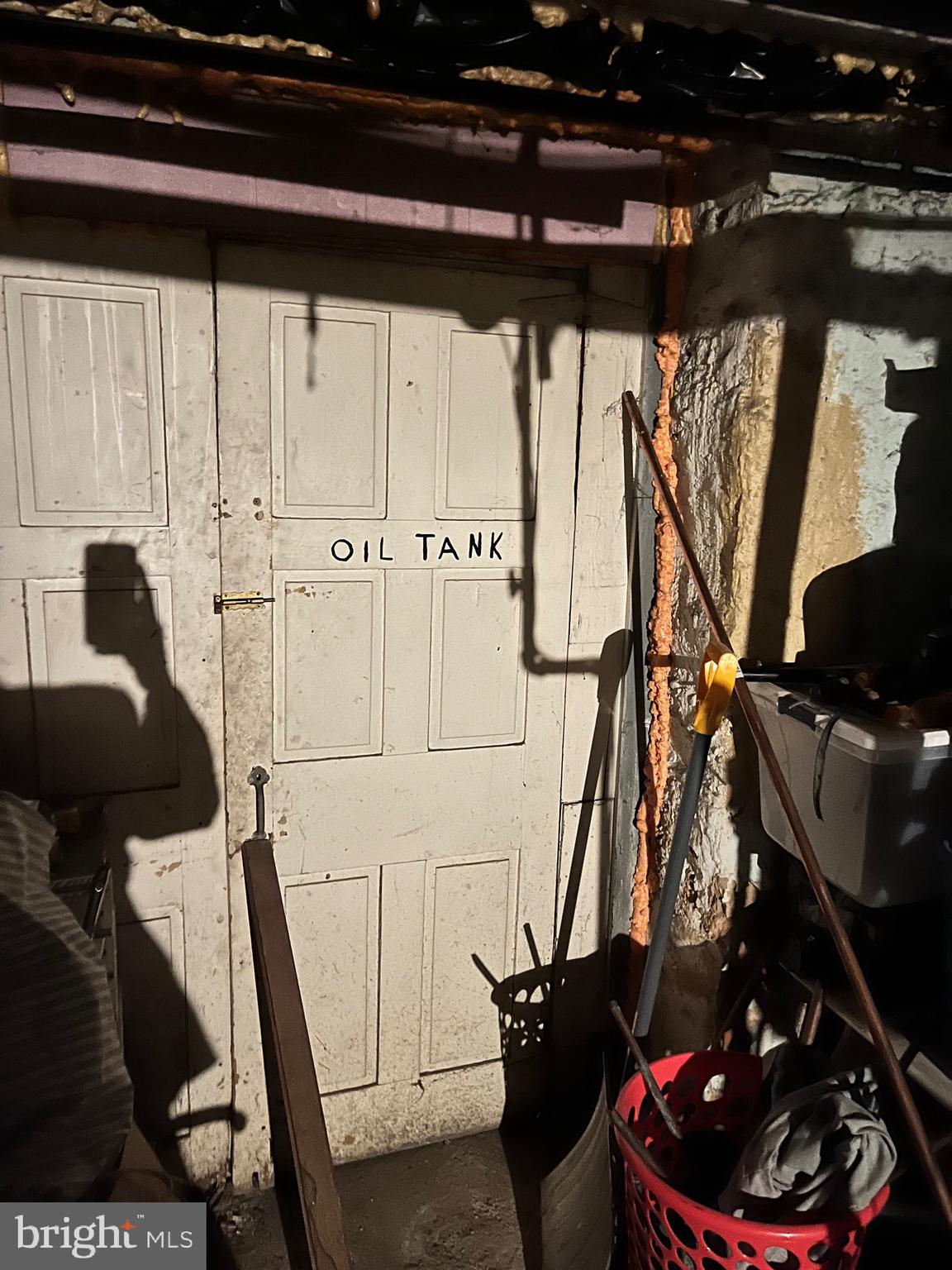 WALNUT HILL - Residential