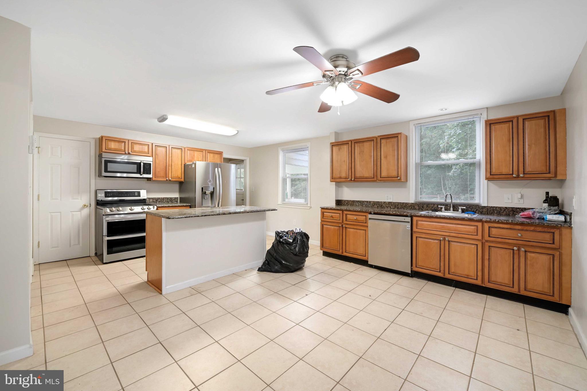 OWINGS MILLS - Residential Lease