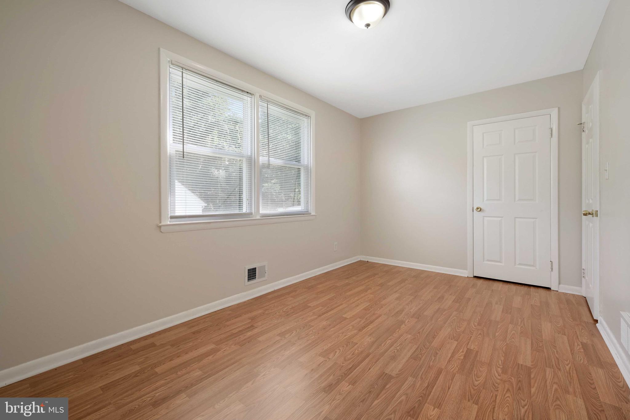 OWINGS MILLS - Residential Lease