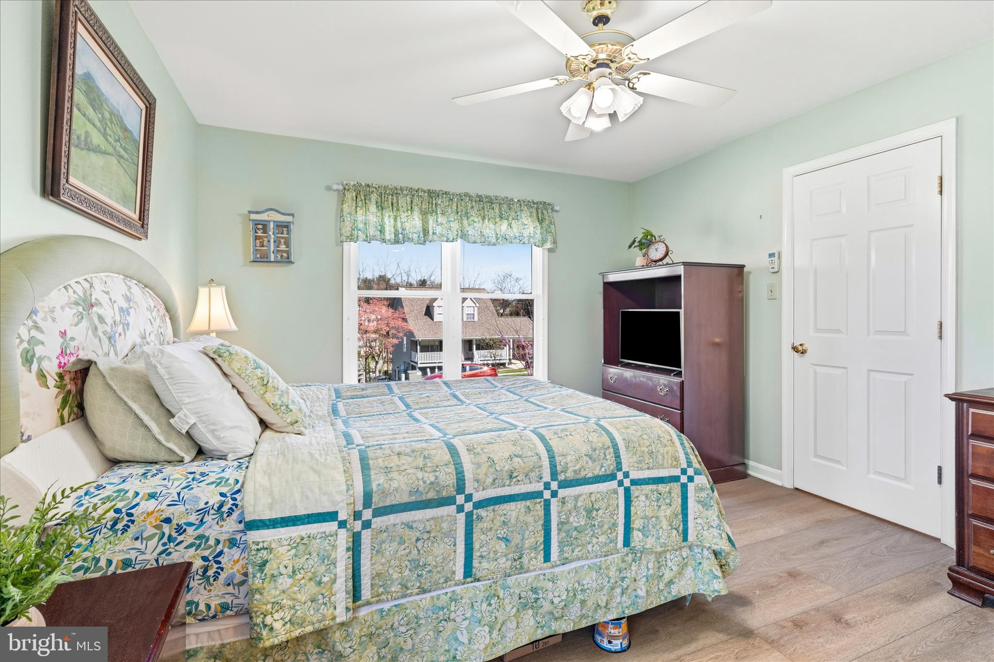 MIDDLETOWN - Residential