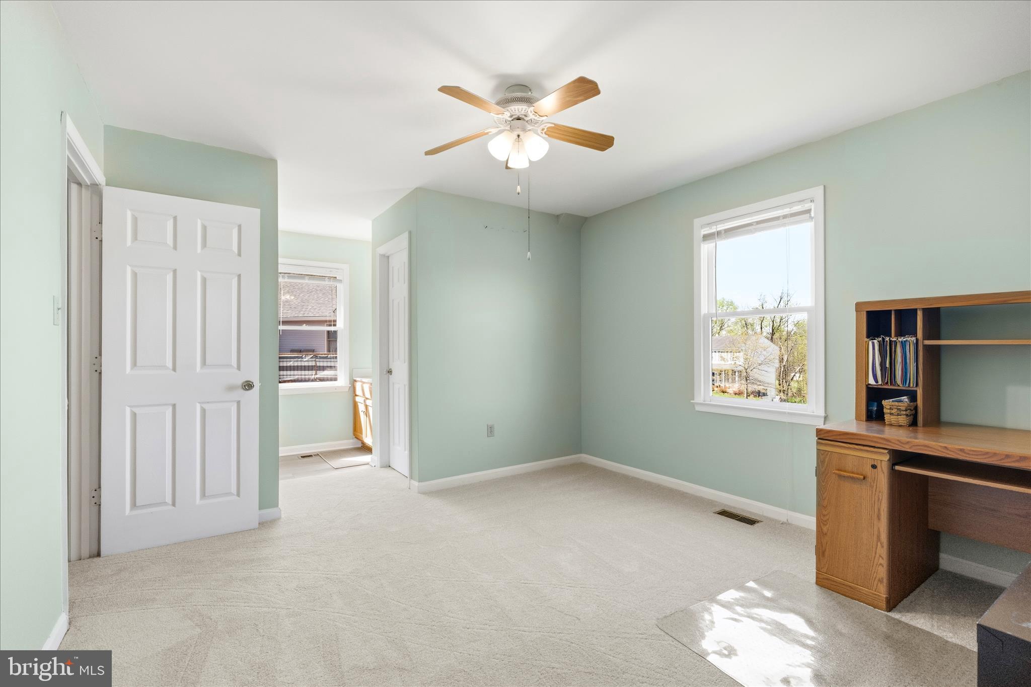 MIDDLETOWN - Residential