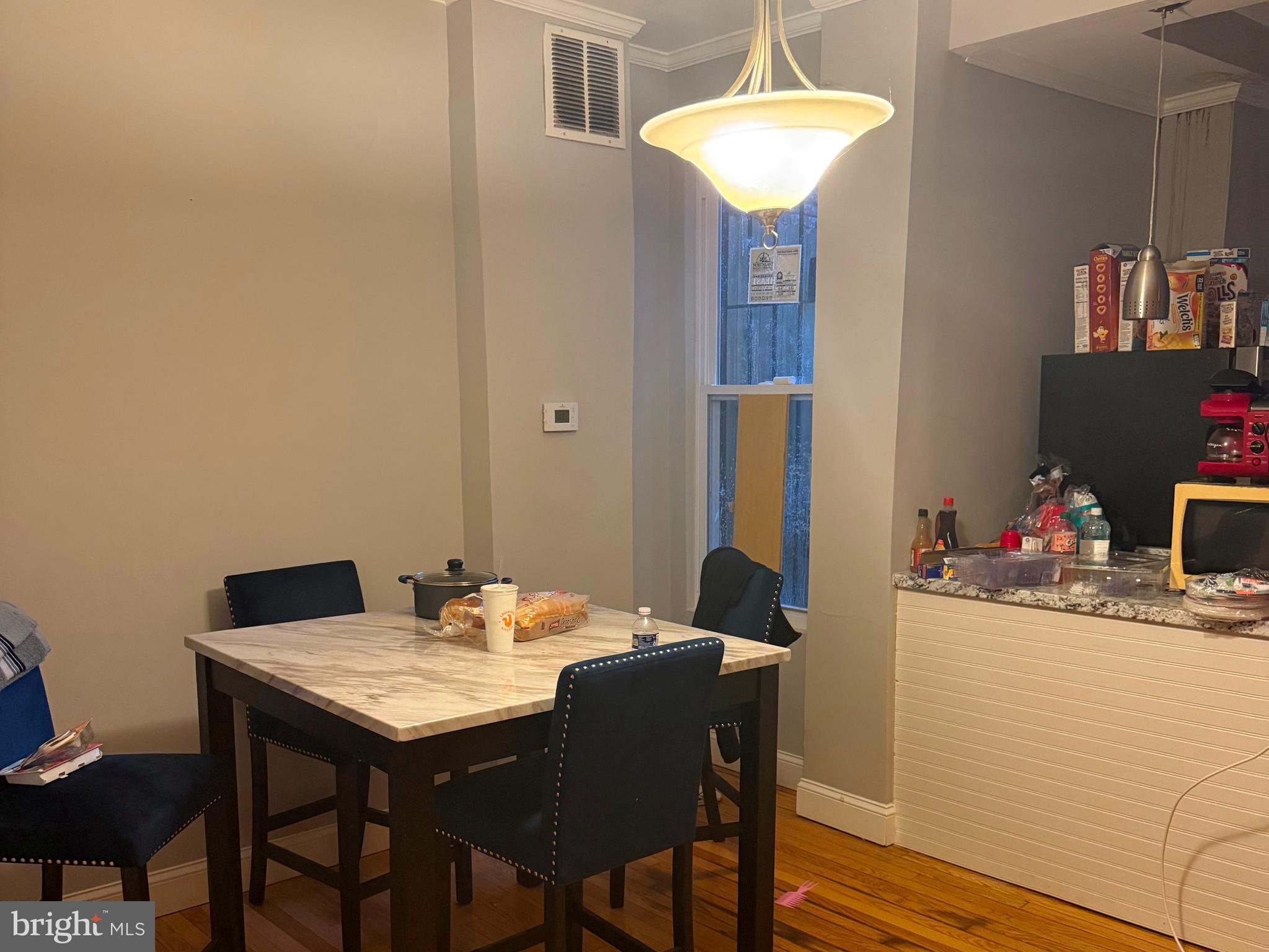 SANDTOWN-WINCHESTER - Residential