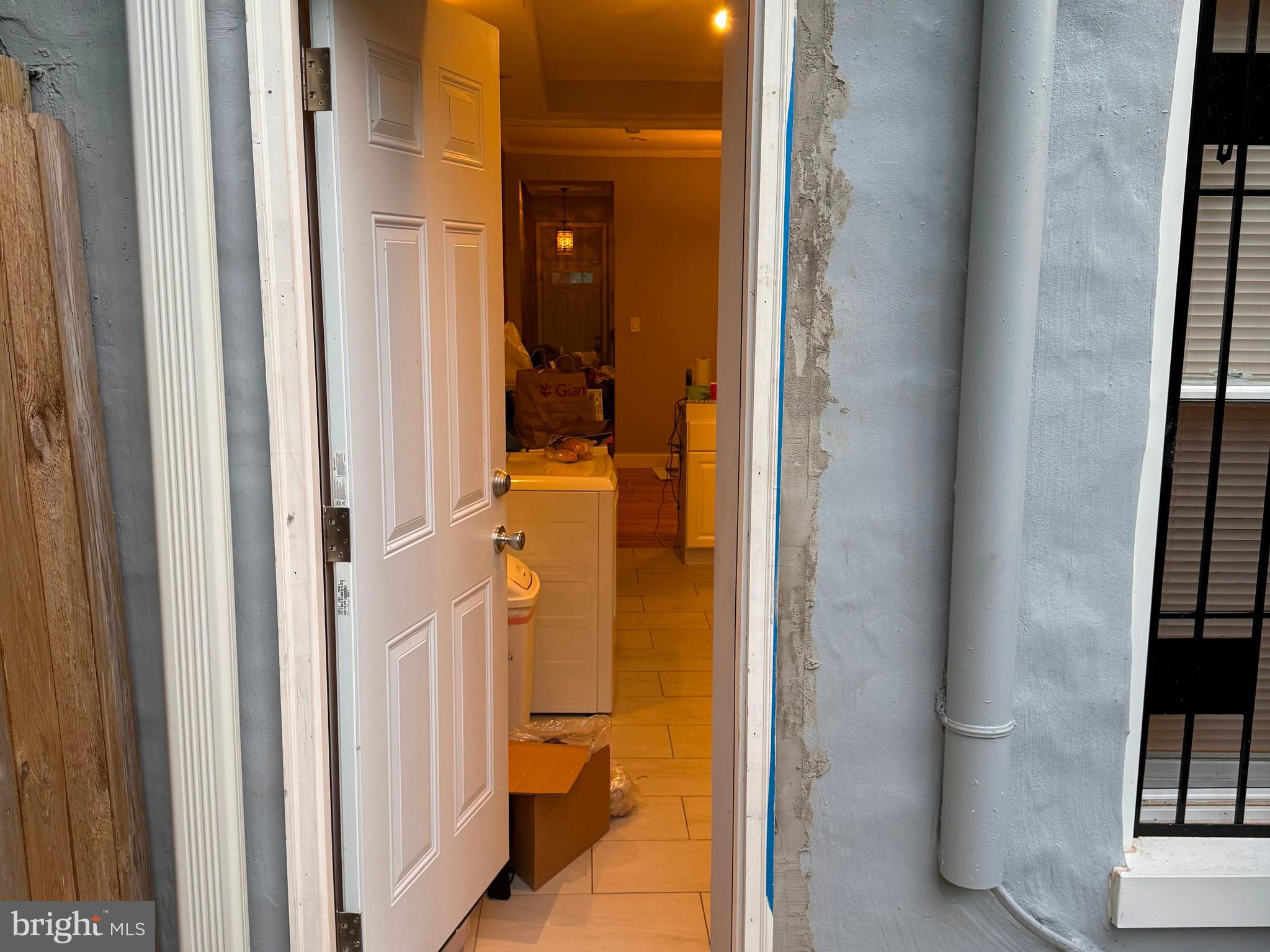SANDTOWN-WINCHESTER - Residential