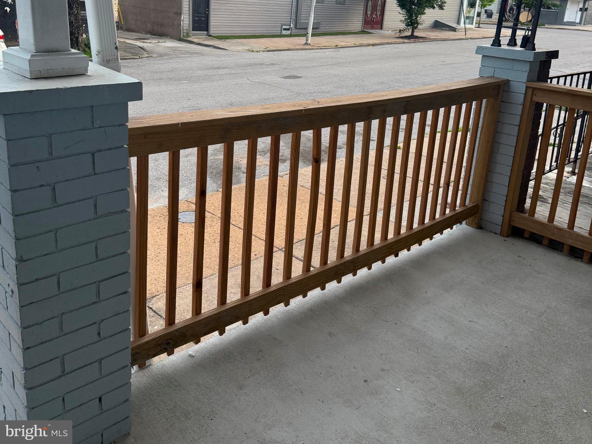 SANDTOWN-WINCHESTER - Residential