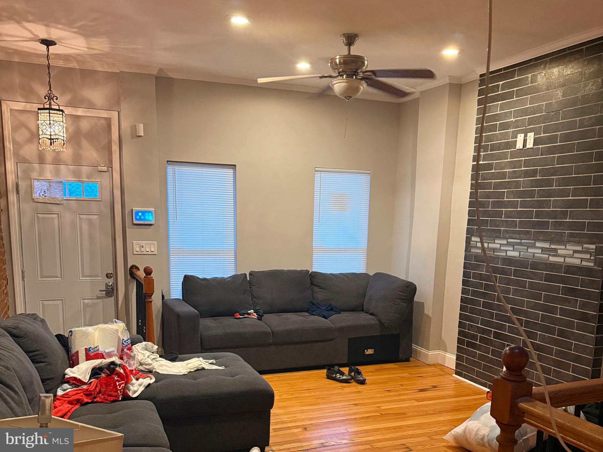 SANDTOWN-WINCHESTER - Residential