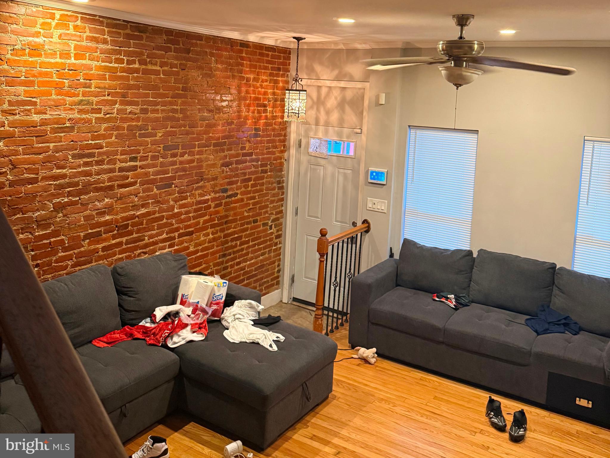 SANDTOWN-WINCHESTER - Residential