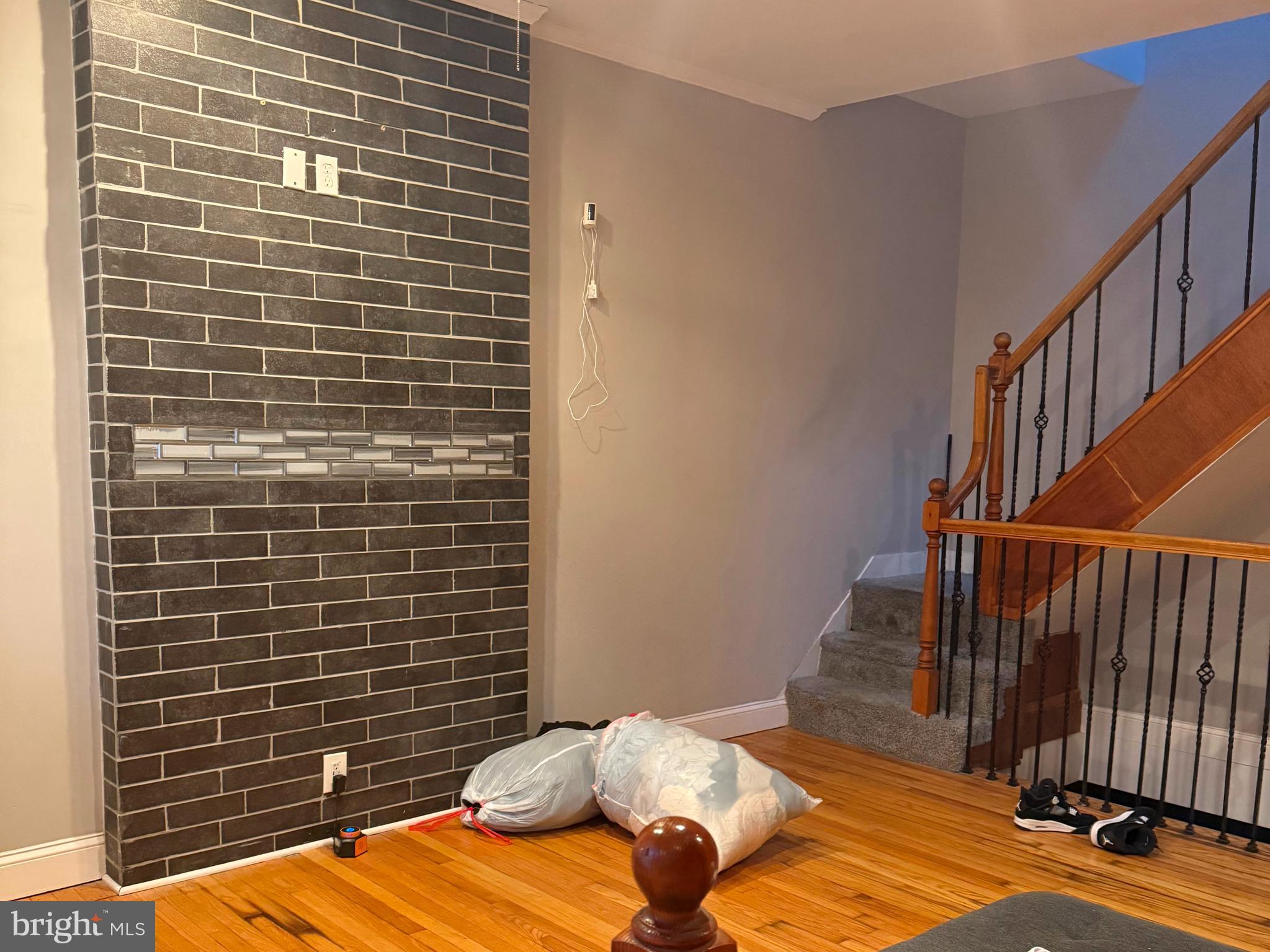 SANDTOWN-WINCHESTER - Residential