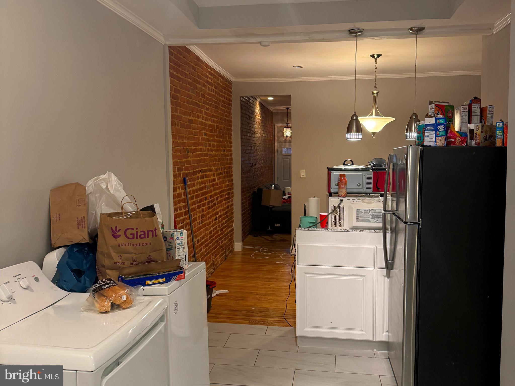 SANDTOWN-WINCHESTER - Residential