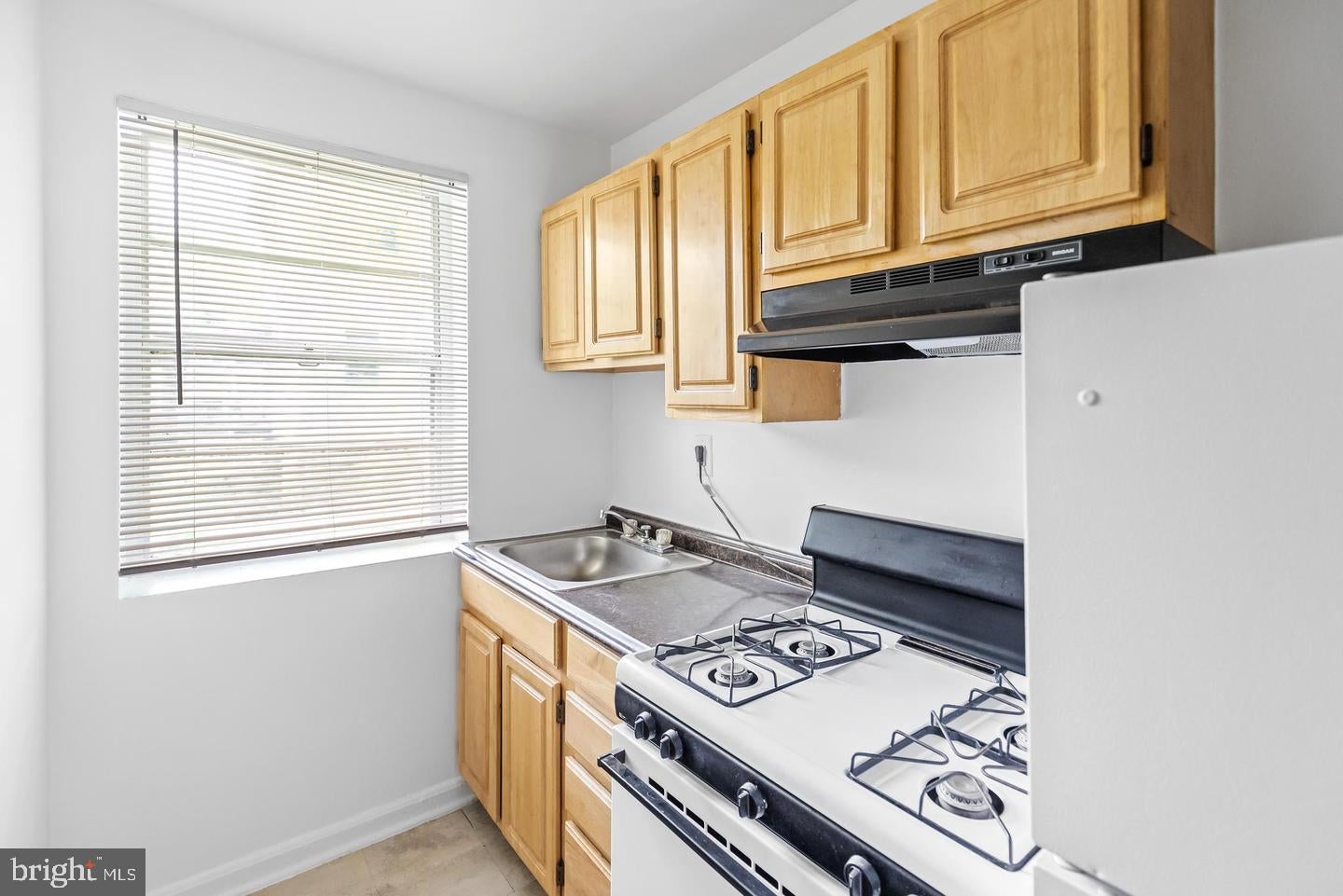 206 TRENTON PLACE SE 103