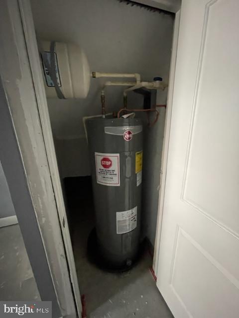 EAGER PARK TOWNHOMES - Residential