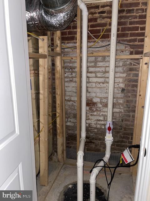 EAGER PARK TOWNHOMES - Residential