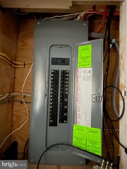 EAGER PARK TOWNHOMES - Residential