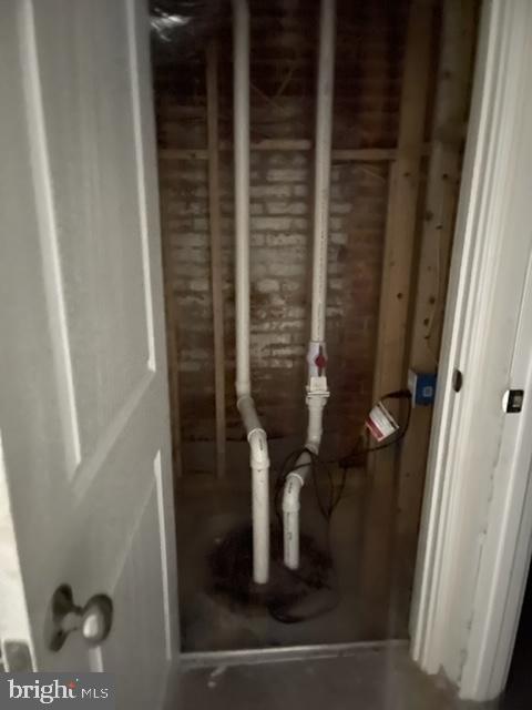 EAGER PARK TOWNHOMES - Residential