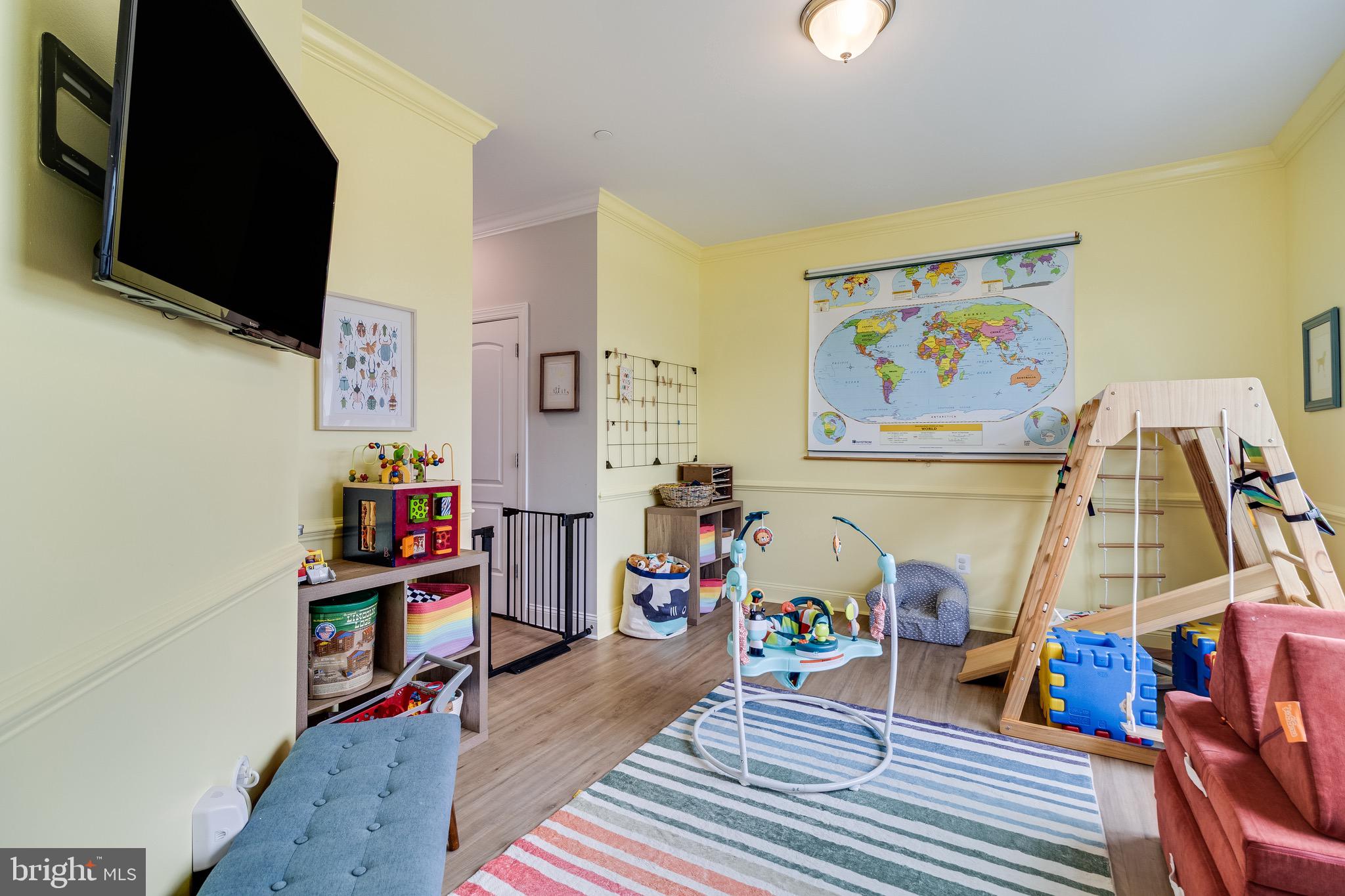 MEADOWS AT TOWN RUN - Residential