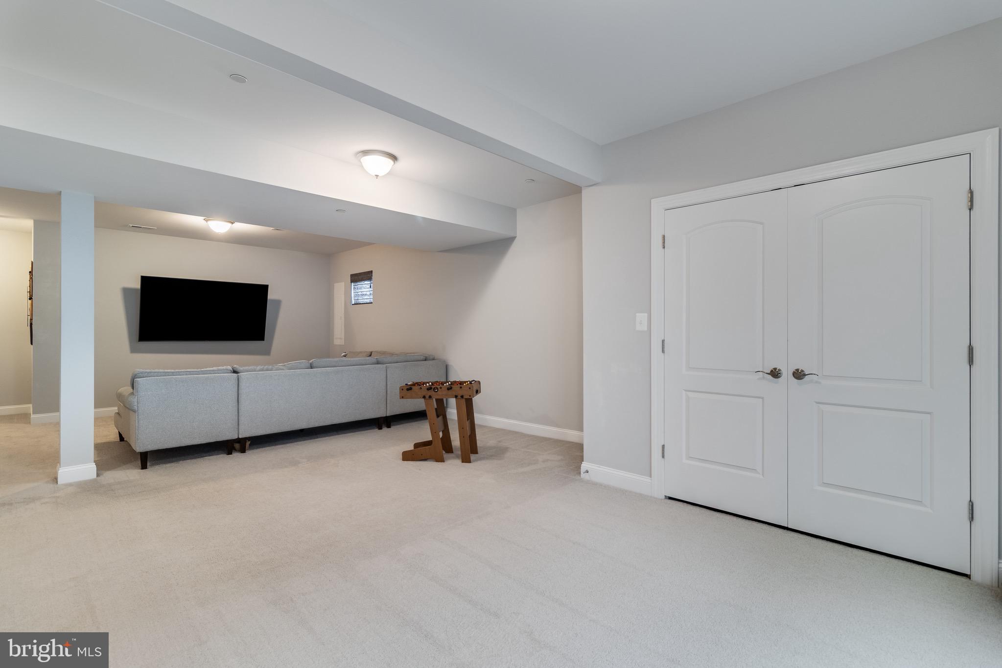 MEADOWS AT TOWN RUN - Residential