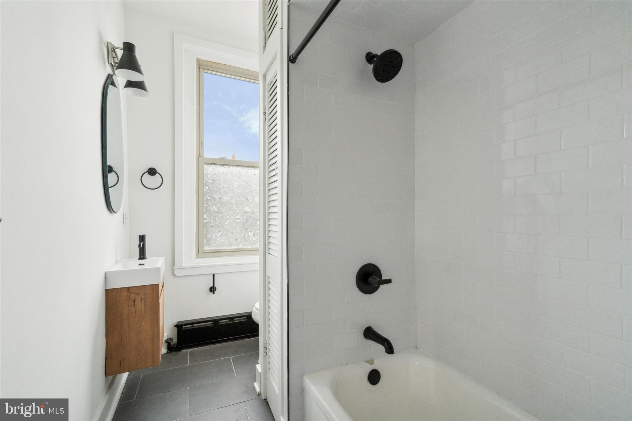 FISHTOWN - Residential Lease