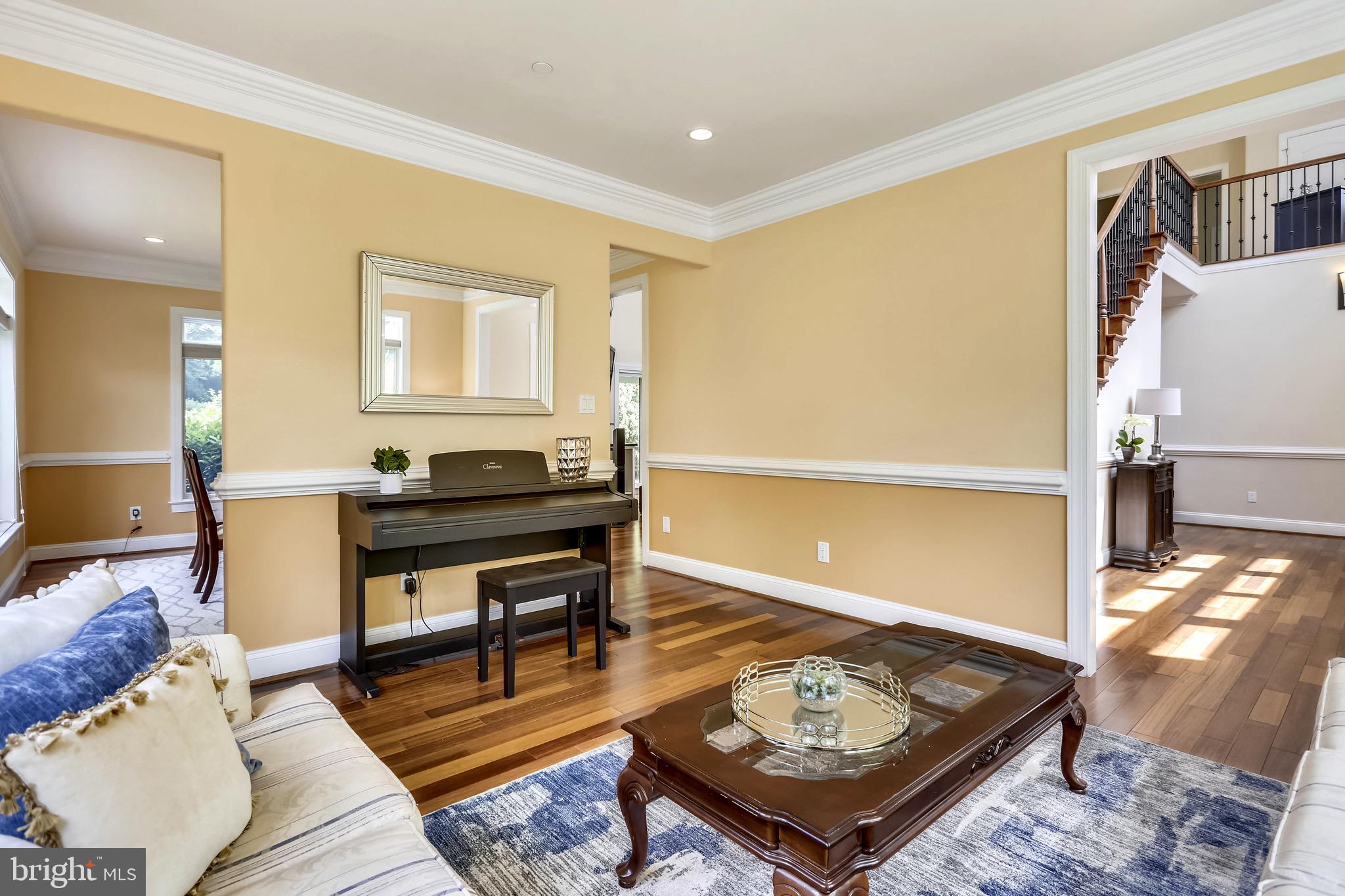 REGENCY ESTATES - Residential