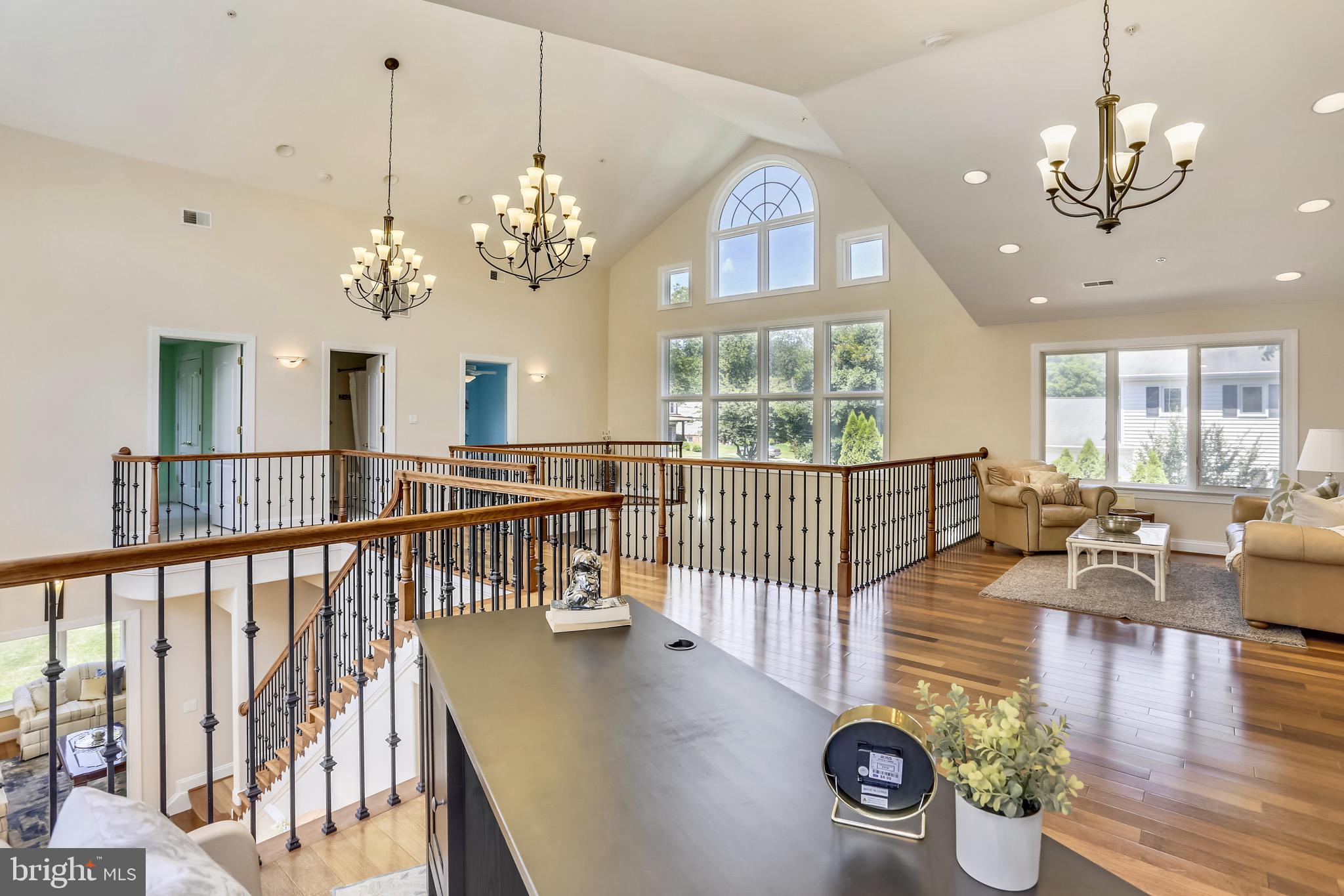 REGENCY ESTATES - Residential