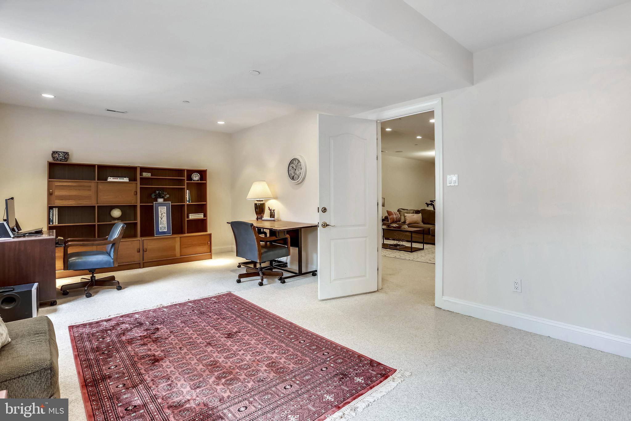 REGENCY ESTATES - Residential