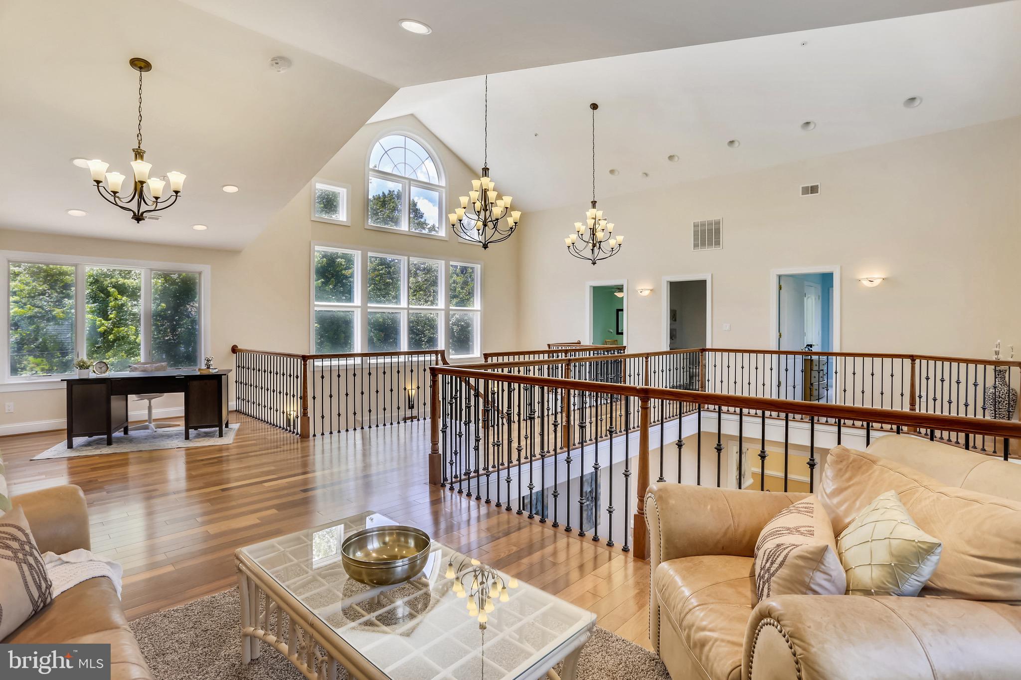 REGENCY ESTATES - Residential
