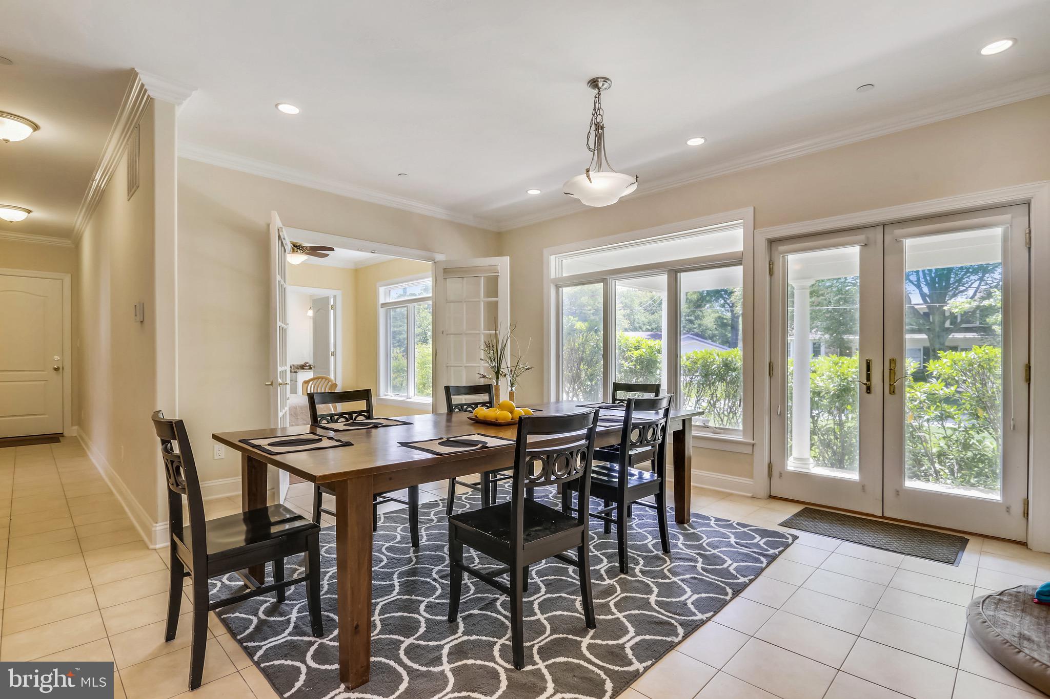 REGENCY ESTATES - Residential