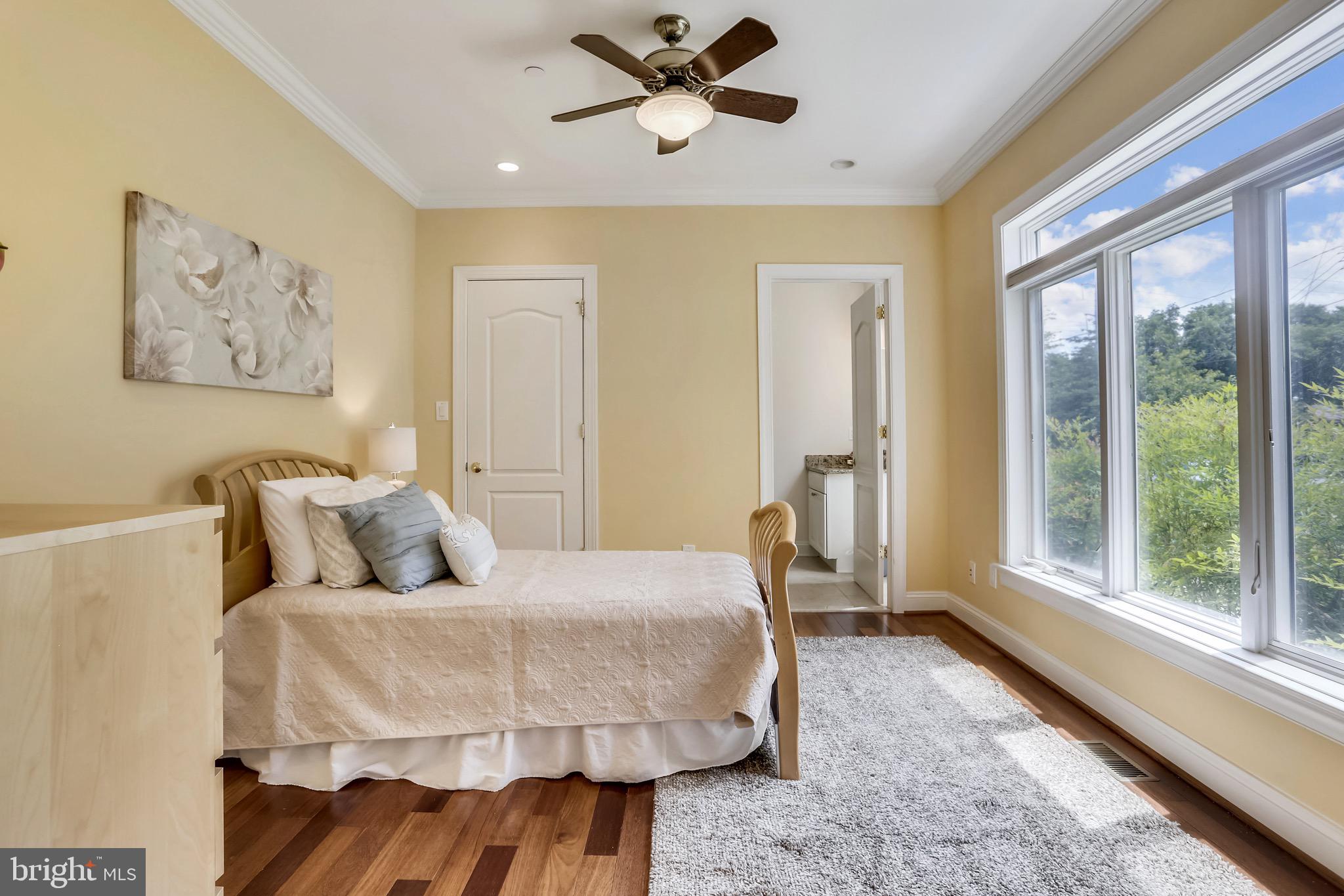REGENCY ESTATES - Residential