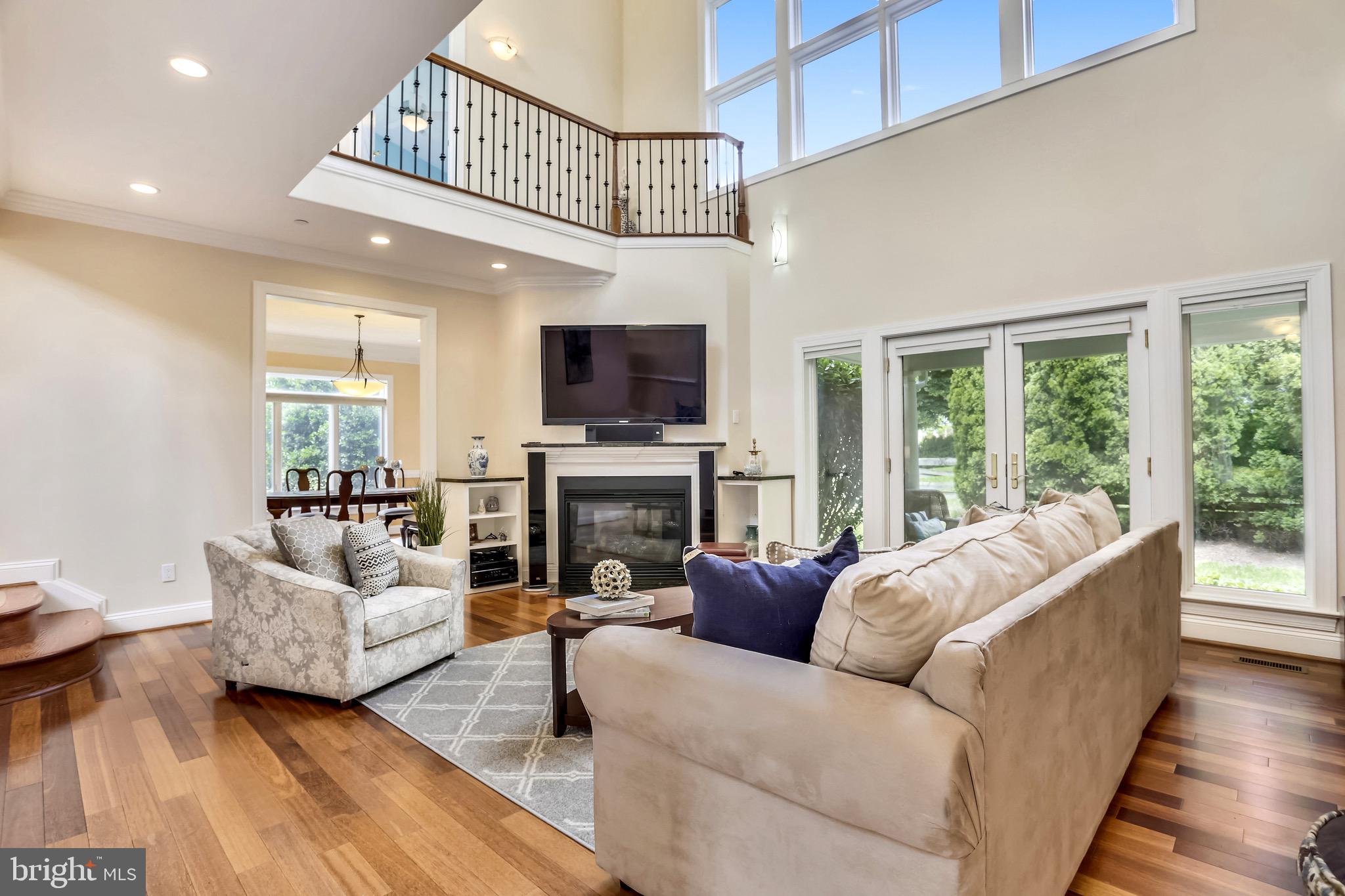 REGENCY ESTATES - Residential