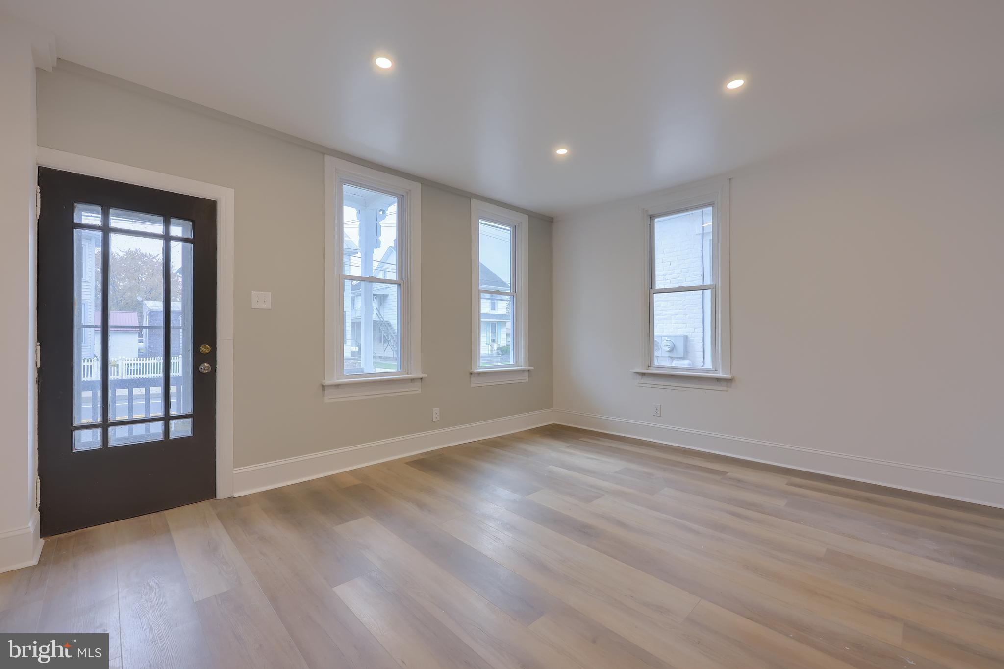CLEONA BOROUGH - Residential
