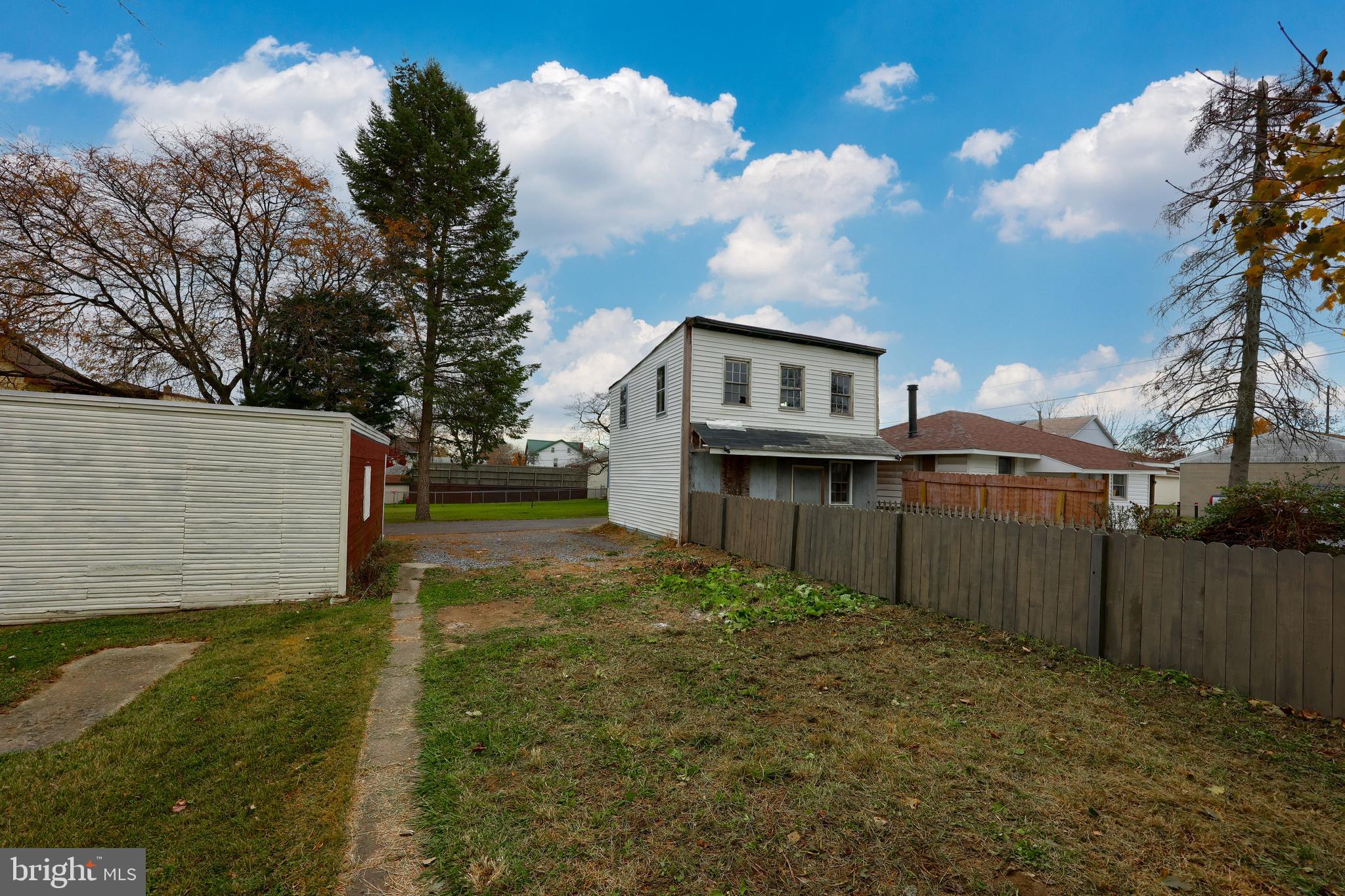 CLEONA BOROUGH - Residential