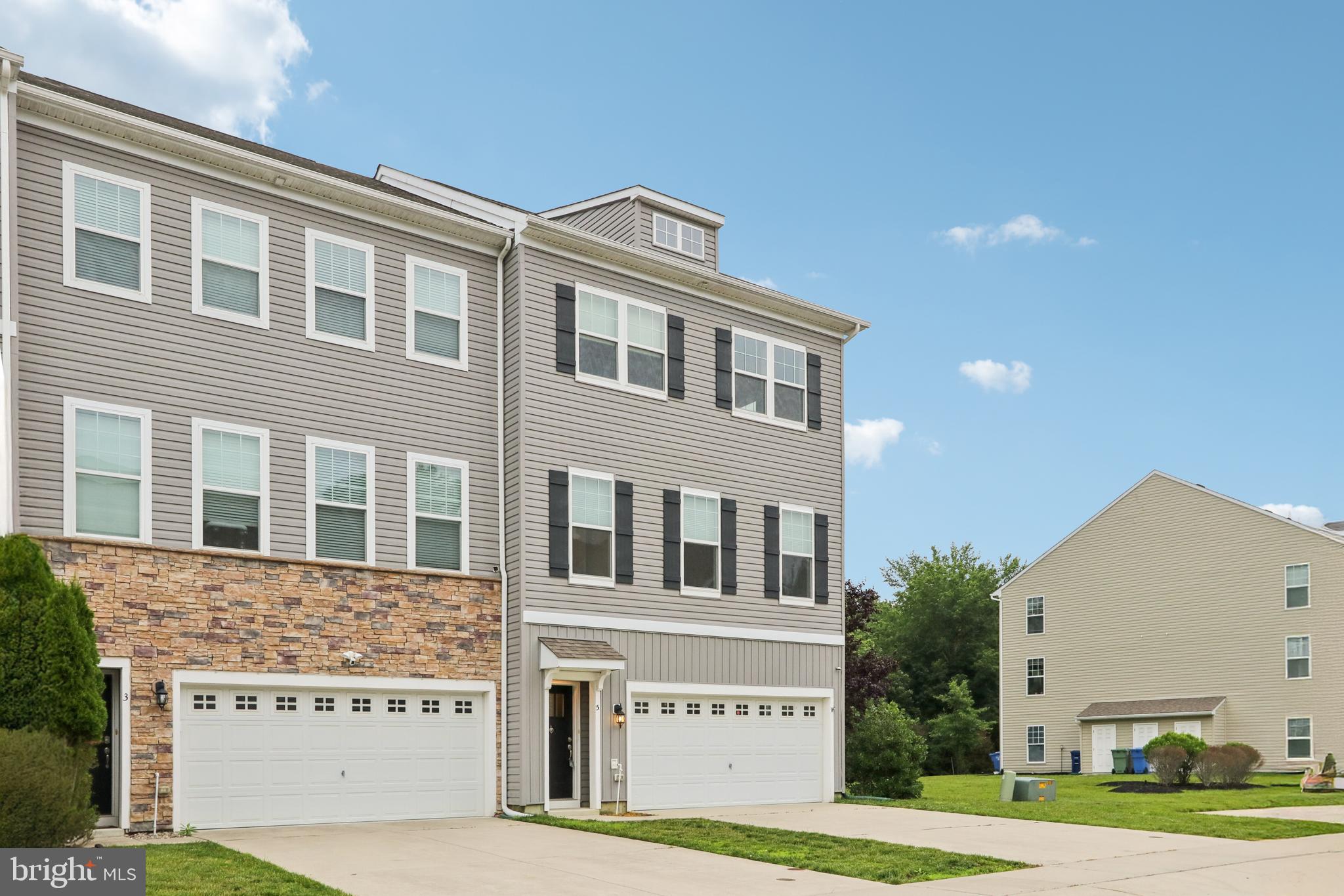 5 SULLIVAN WAY