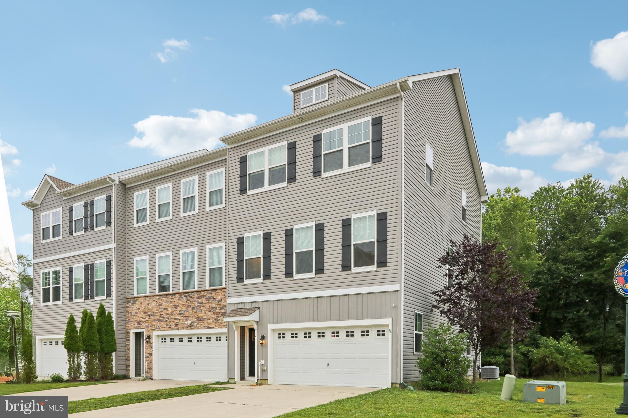 5 SULLIVAN WAY
