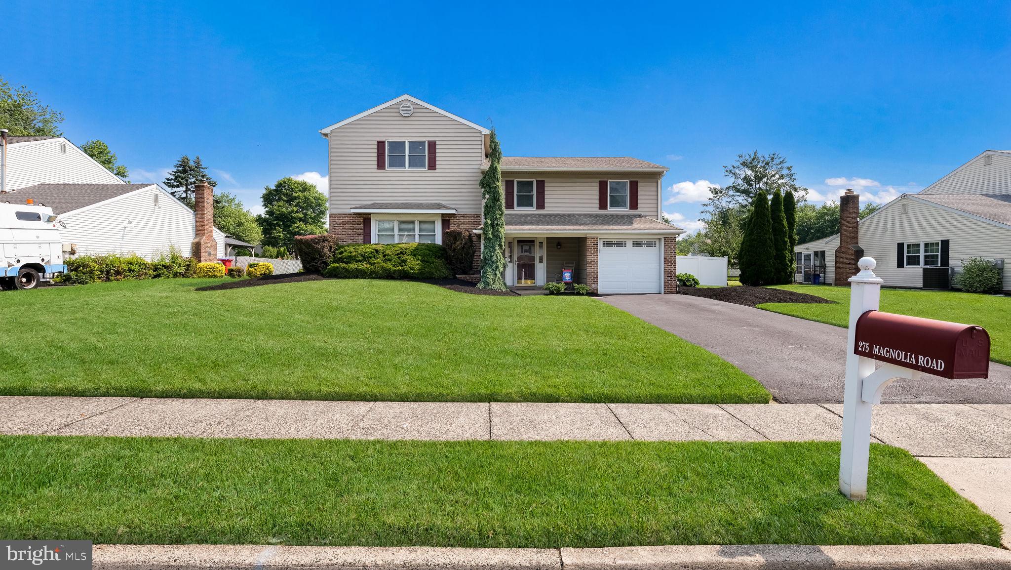 275 MAGNOLIA ROAD