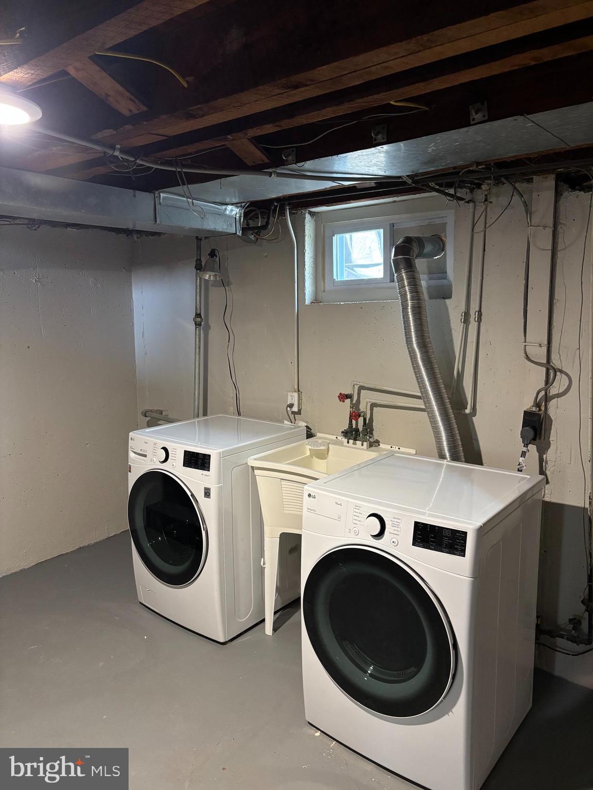 CLIFTON HEIGHTS - Residential Lease