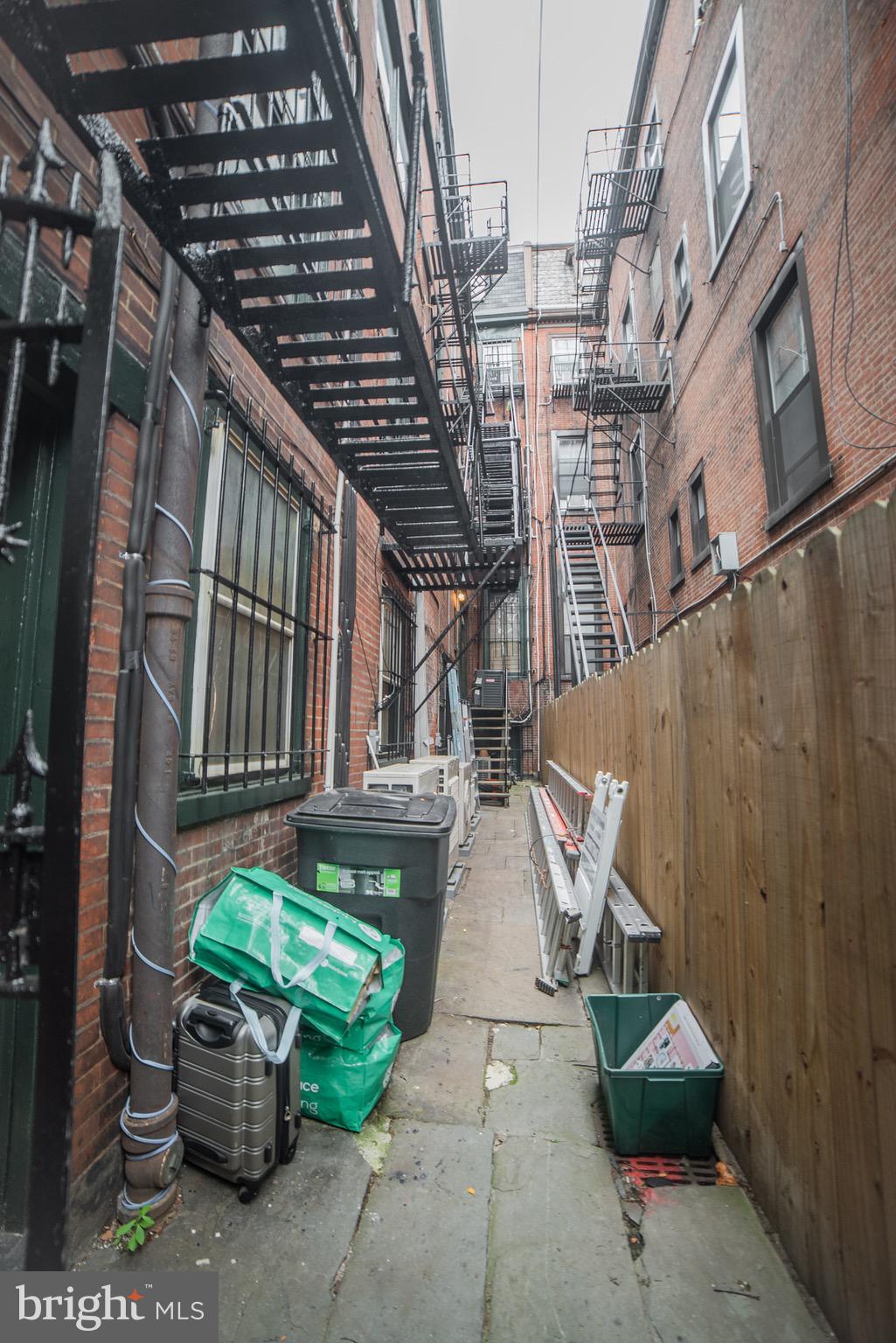 RITTENHOUSE SQUARE - Residential Lease